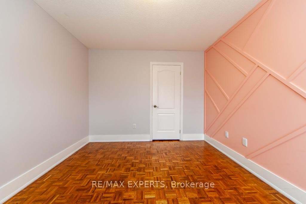 14 Plummer Road photo 35