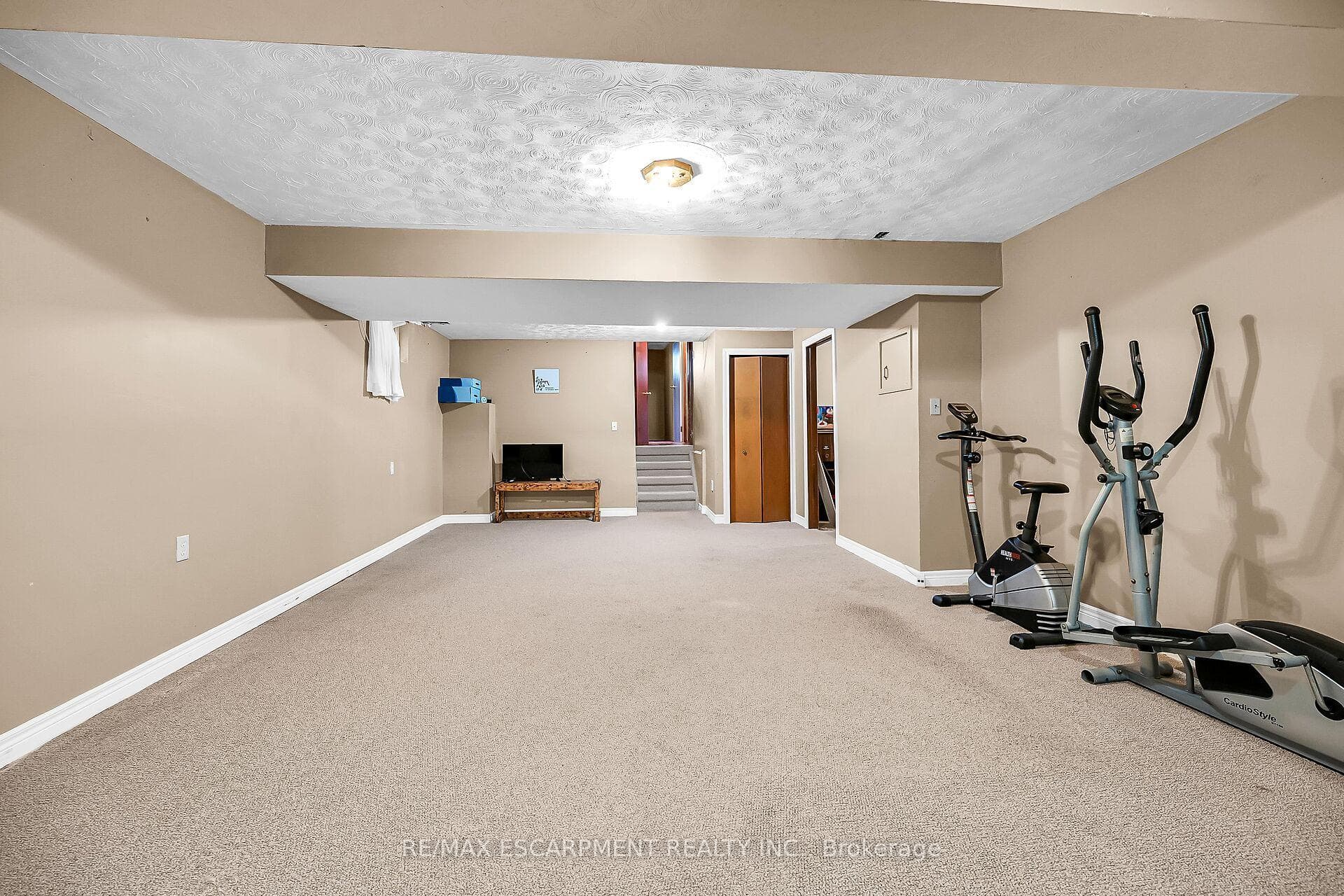 541 LIMERIDGE Road photo 31