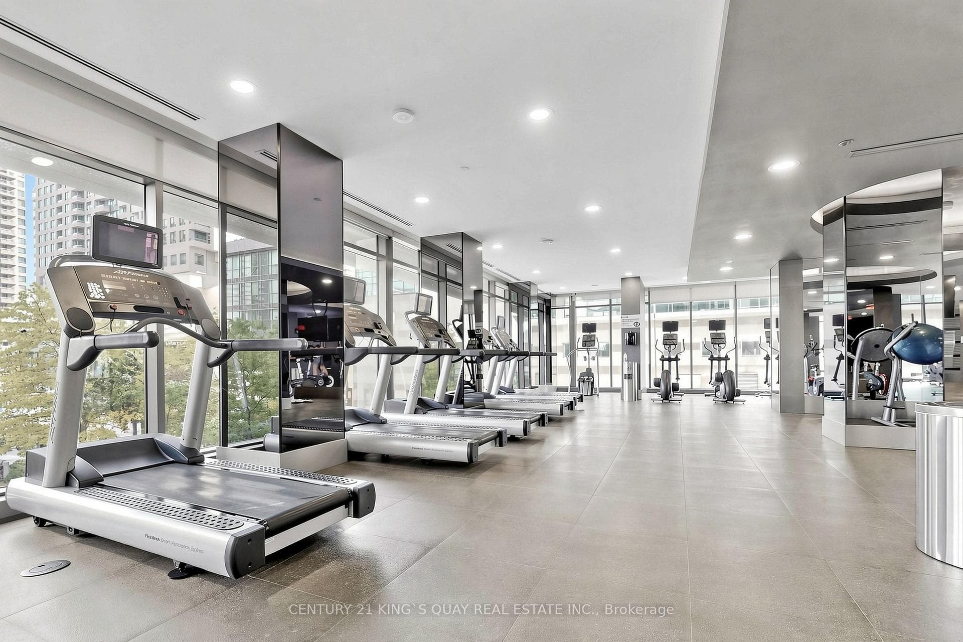 5168 Yonge Street Unit LPH101 photo 40