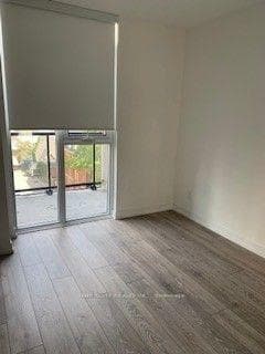 159 Wellesley Street Unit 409 photo 10