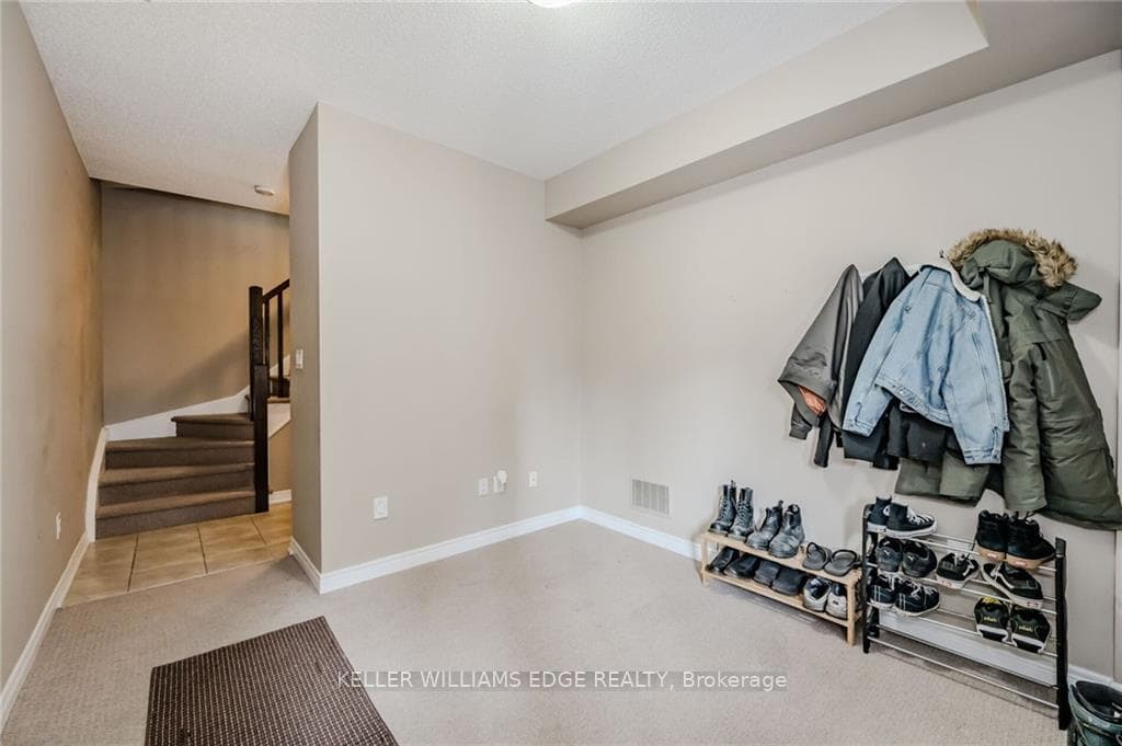 1401 Plains Road photo 7