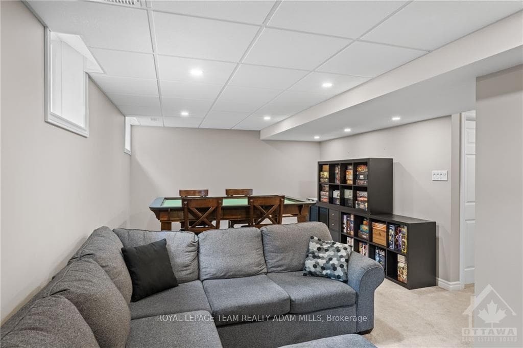 108 HARMATTAN Avenue photo 27