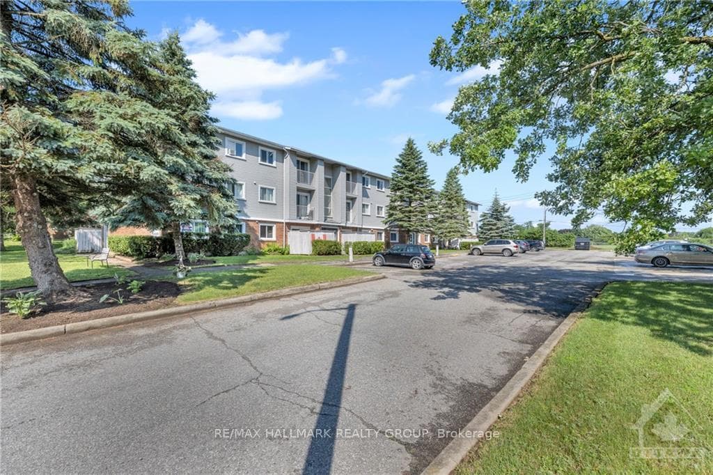 26 PEARL Street Unit 206 photo 2