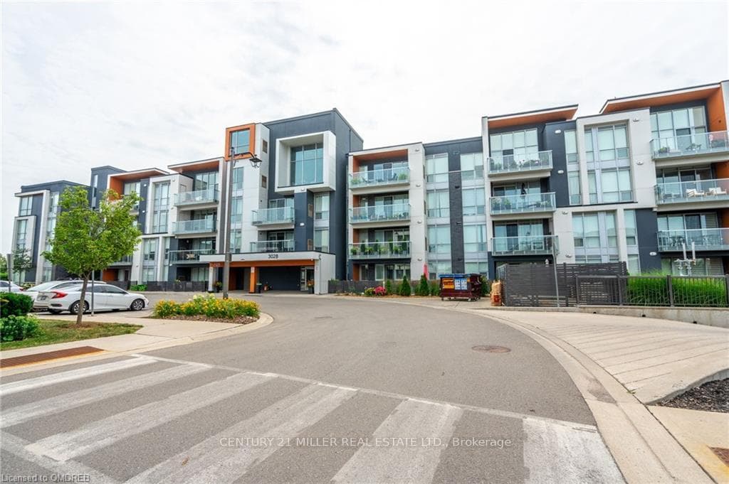 3028 Creekshore Common N/A Unit 305 photo 2
