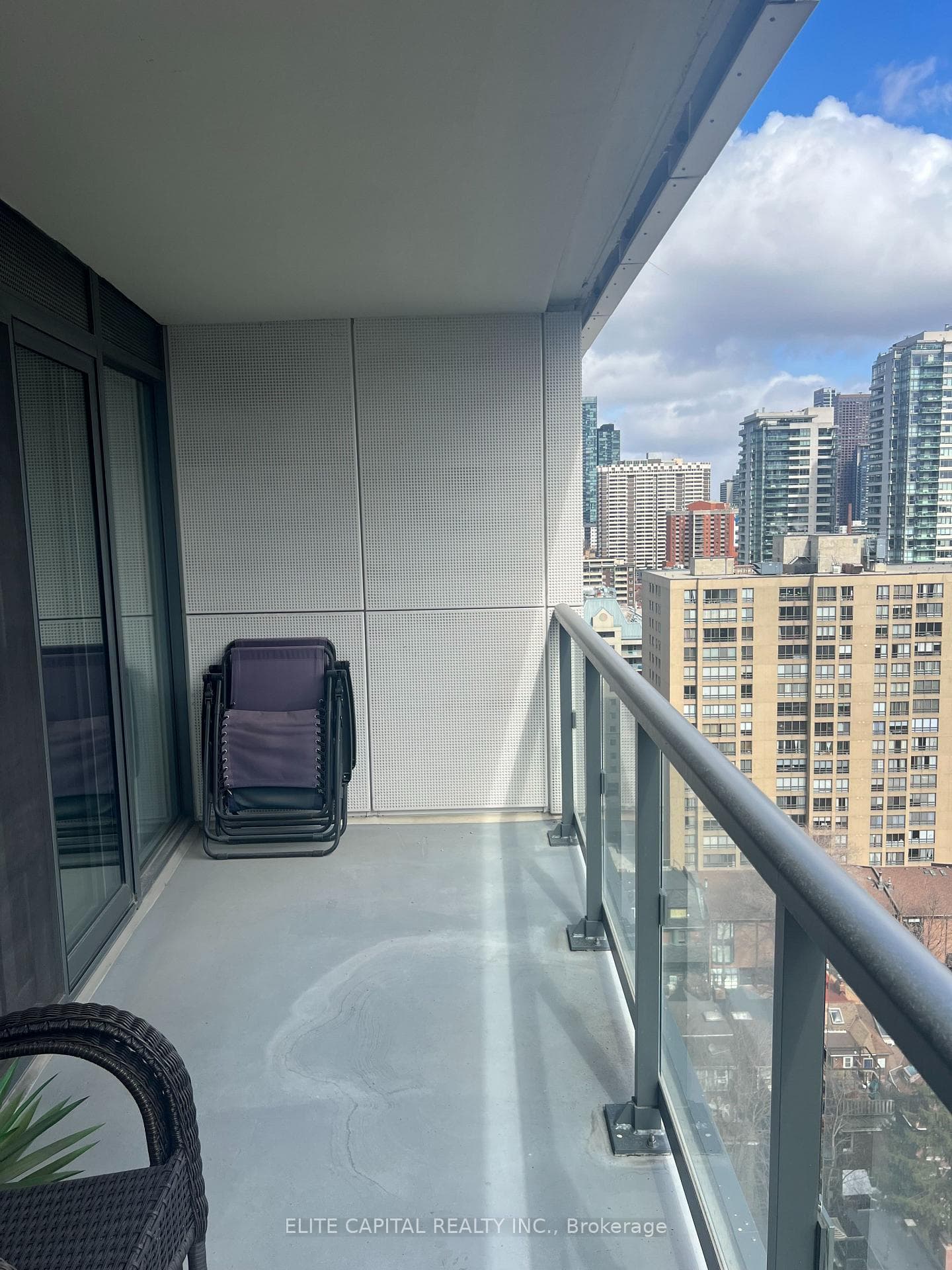 89 Mcgill Street Unit 1805 photo 30