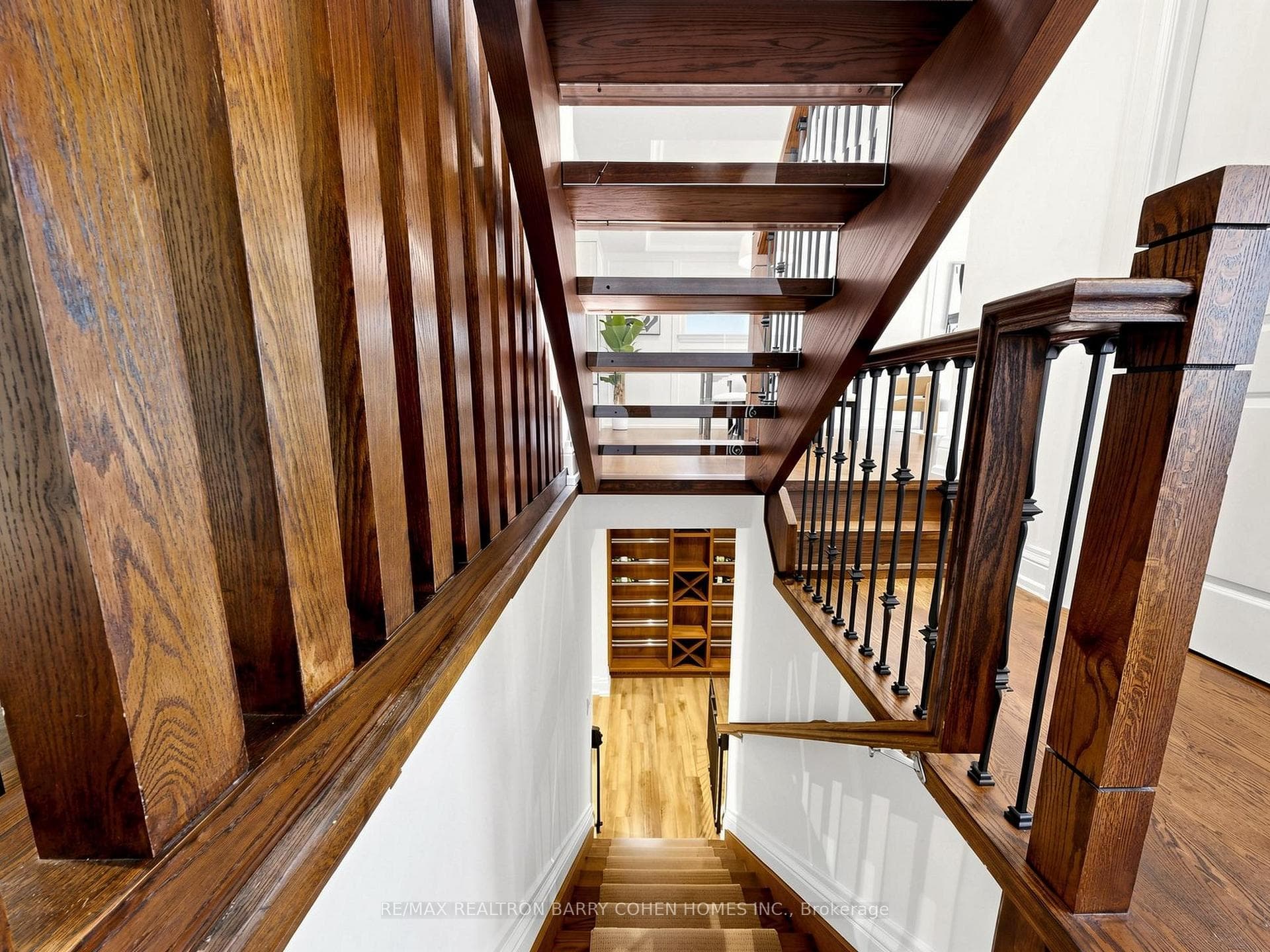 96 Southvale Drive photo 41