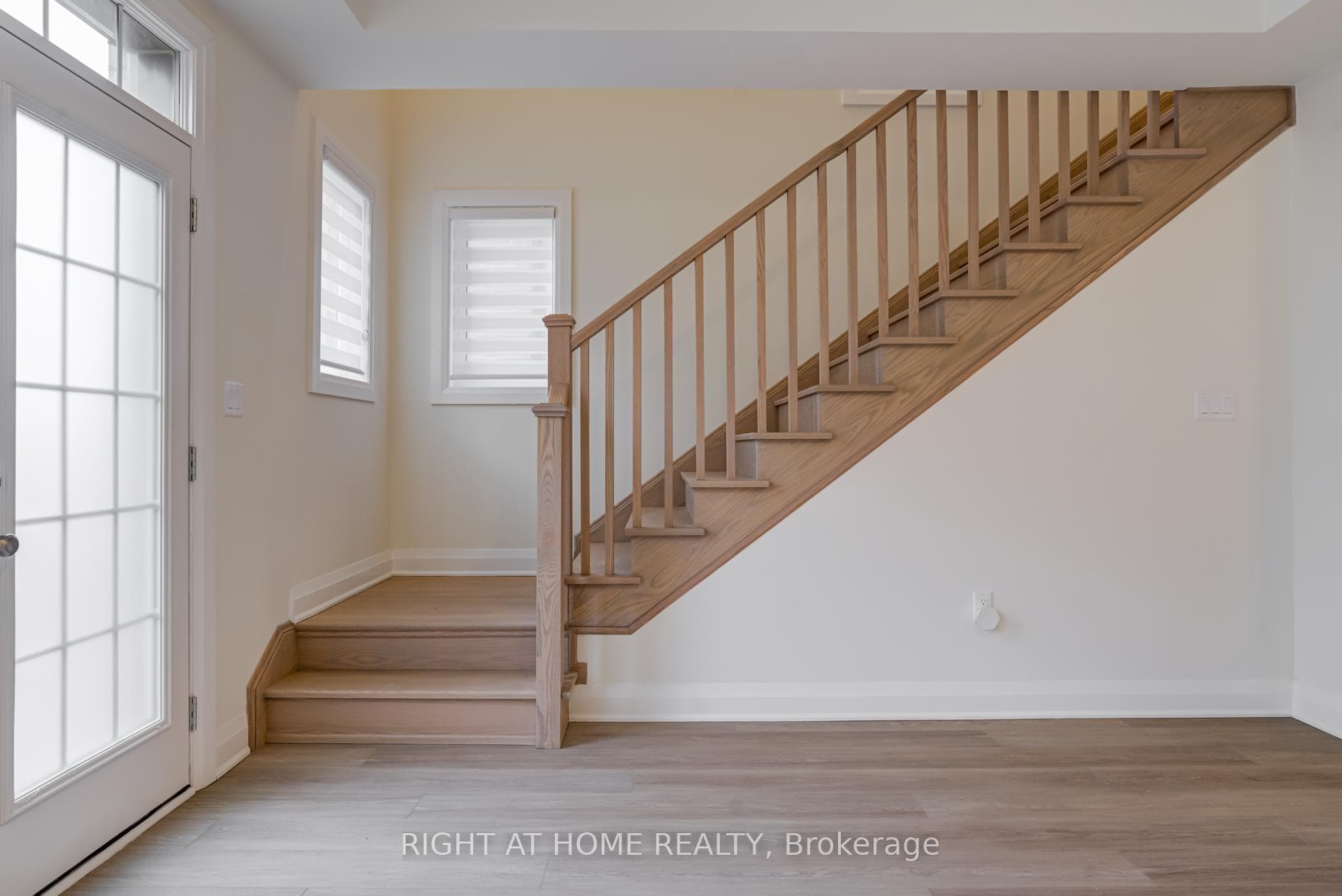 3242 Chimney Swift Crescent photo 19