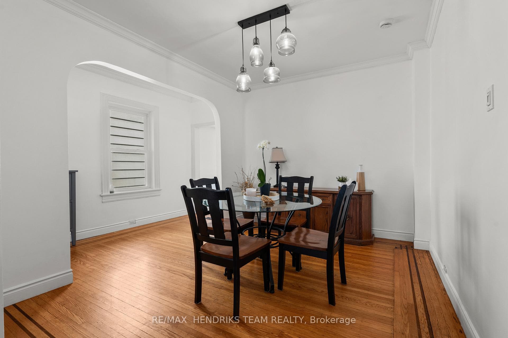192 Wood Street photo 11