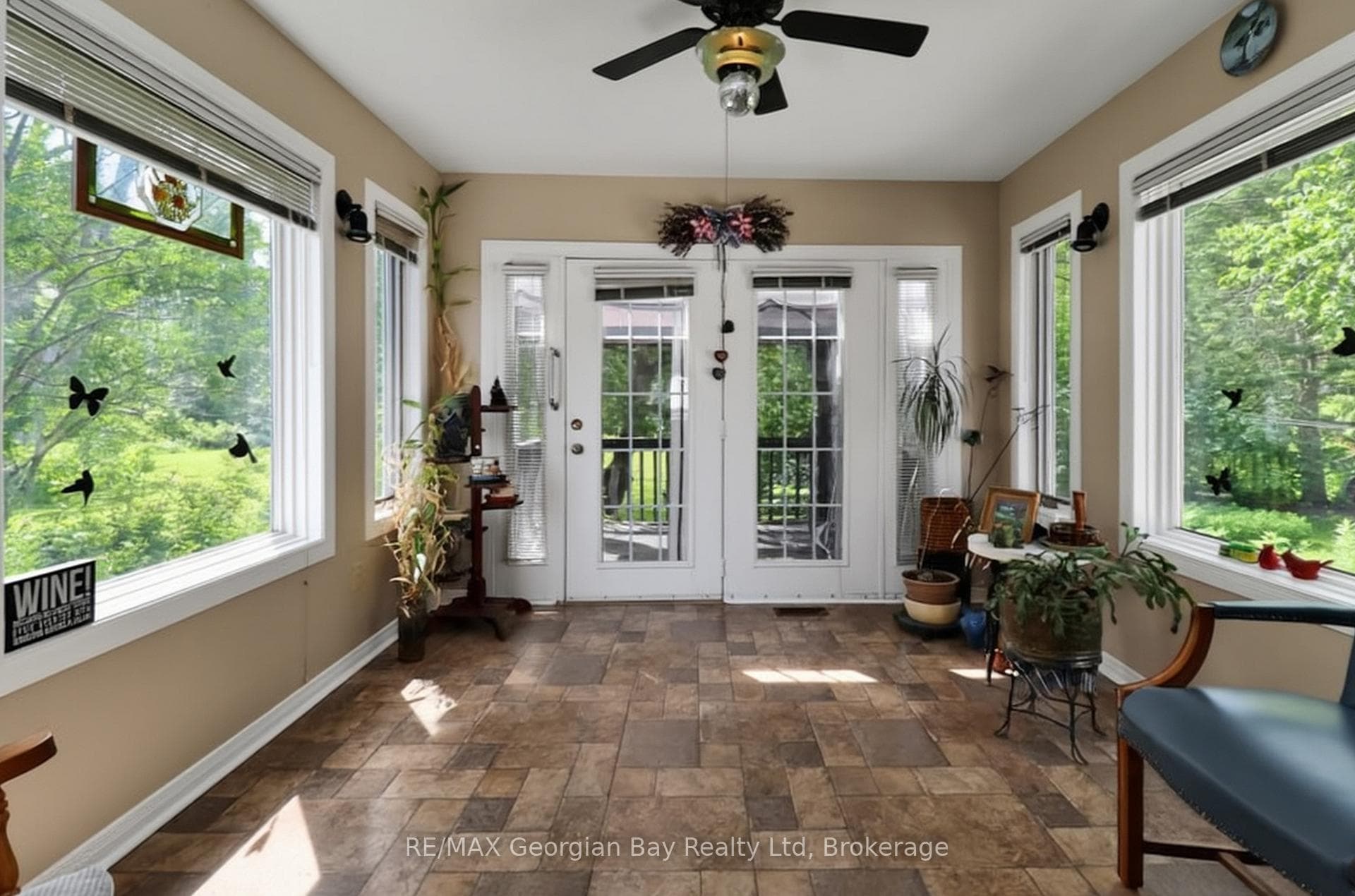 511 Camilla Street photo 11
