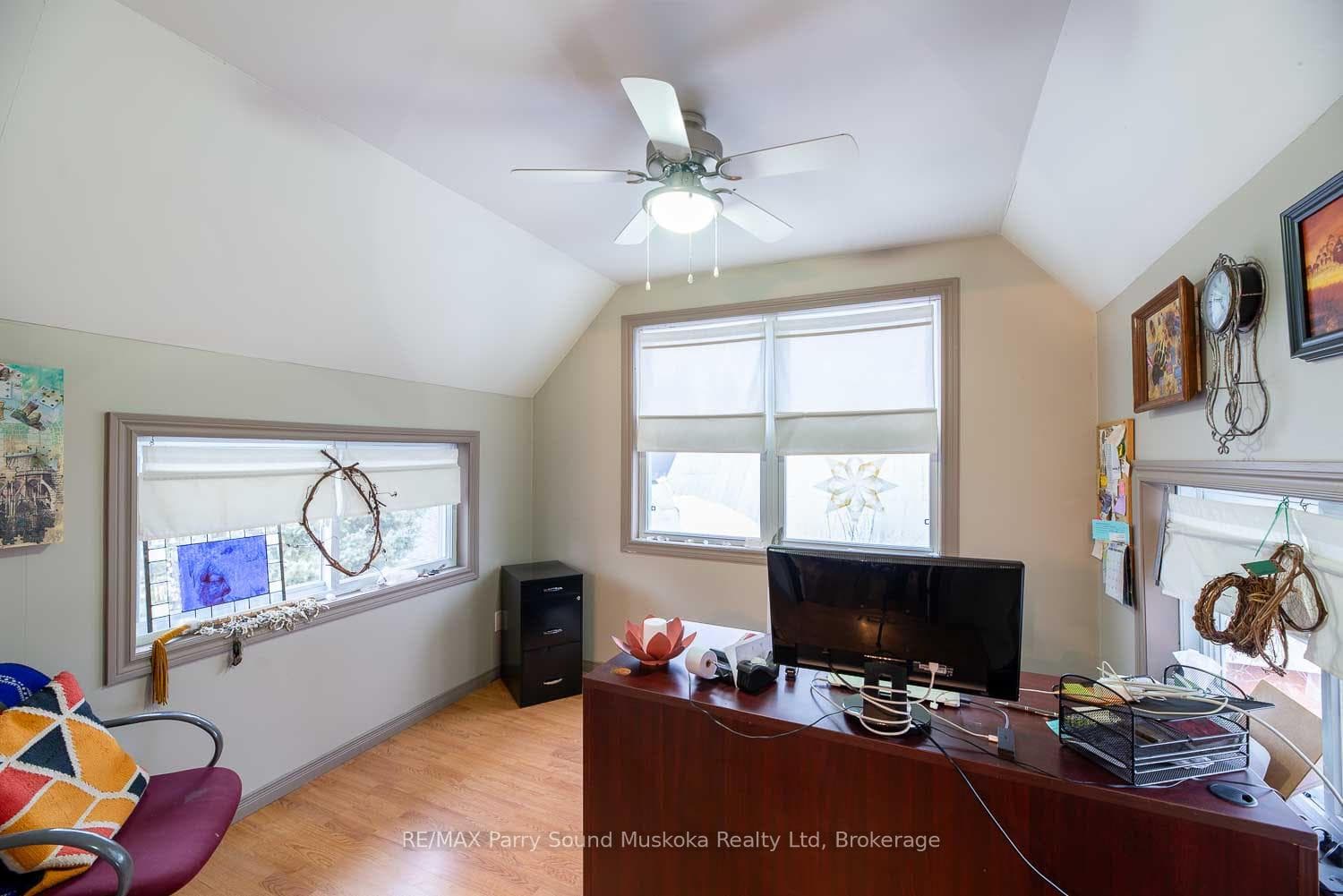 156 Ontario Street photo 16
