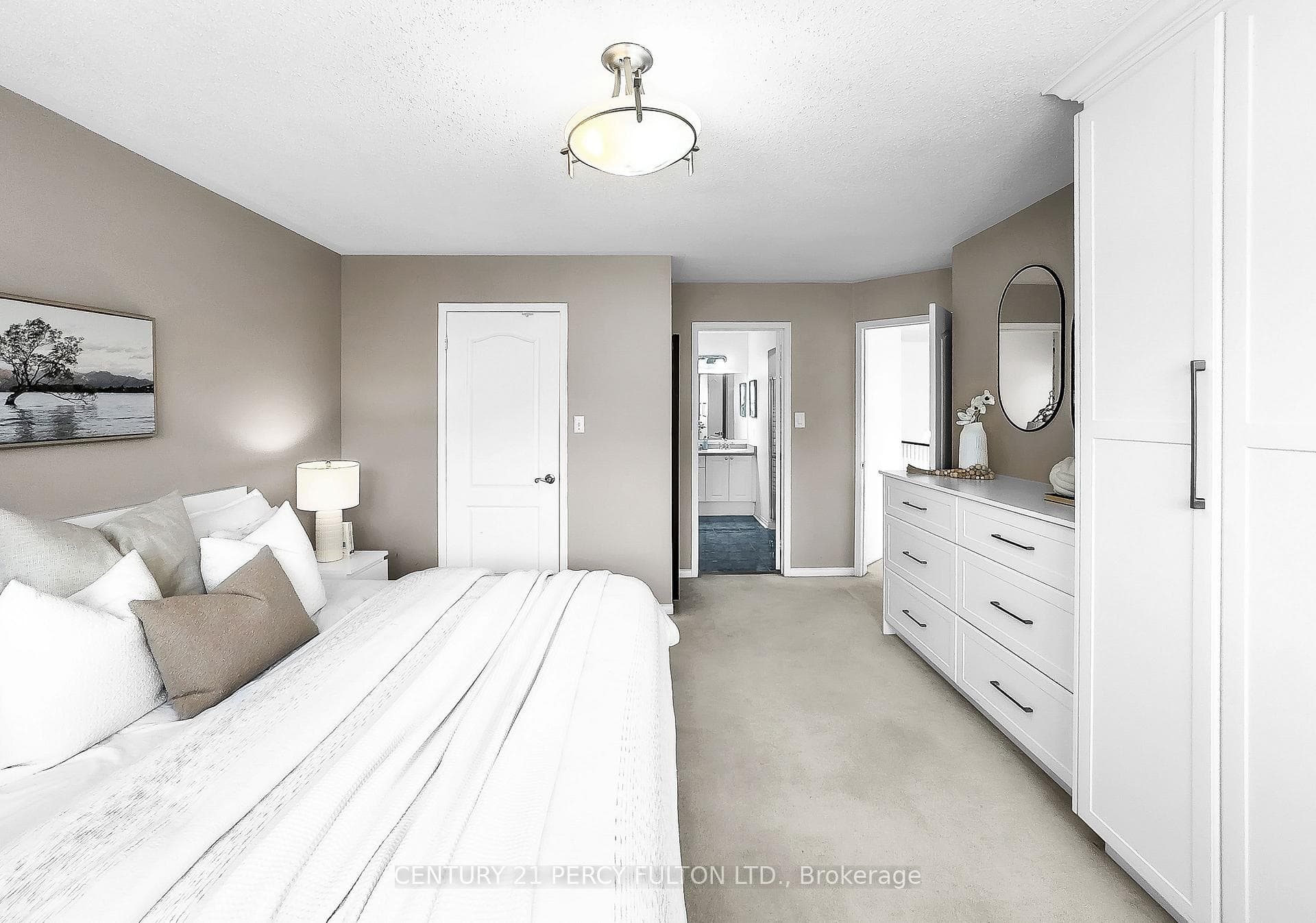 40 Southwell Avenue photo 26