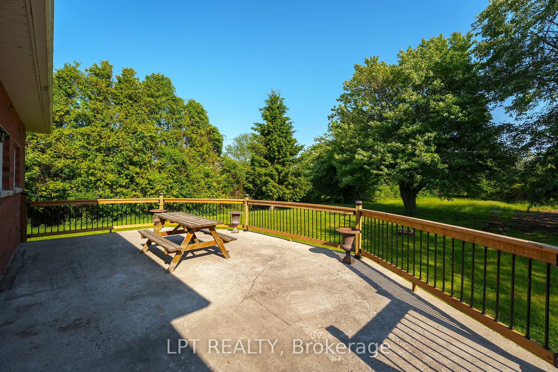 Tranquil & Private Property