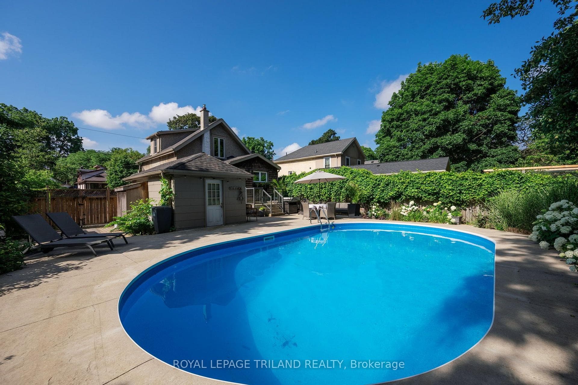52 Emery Street photo 31