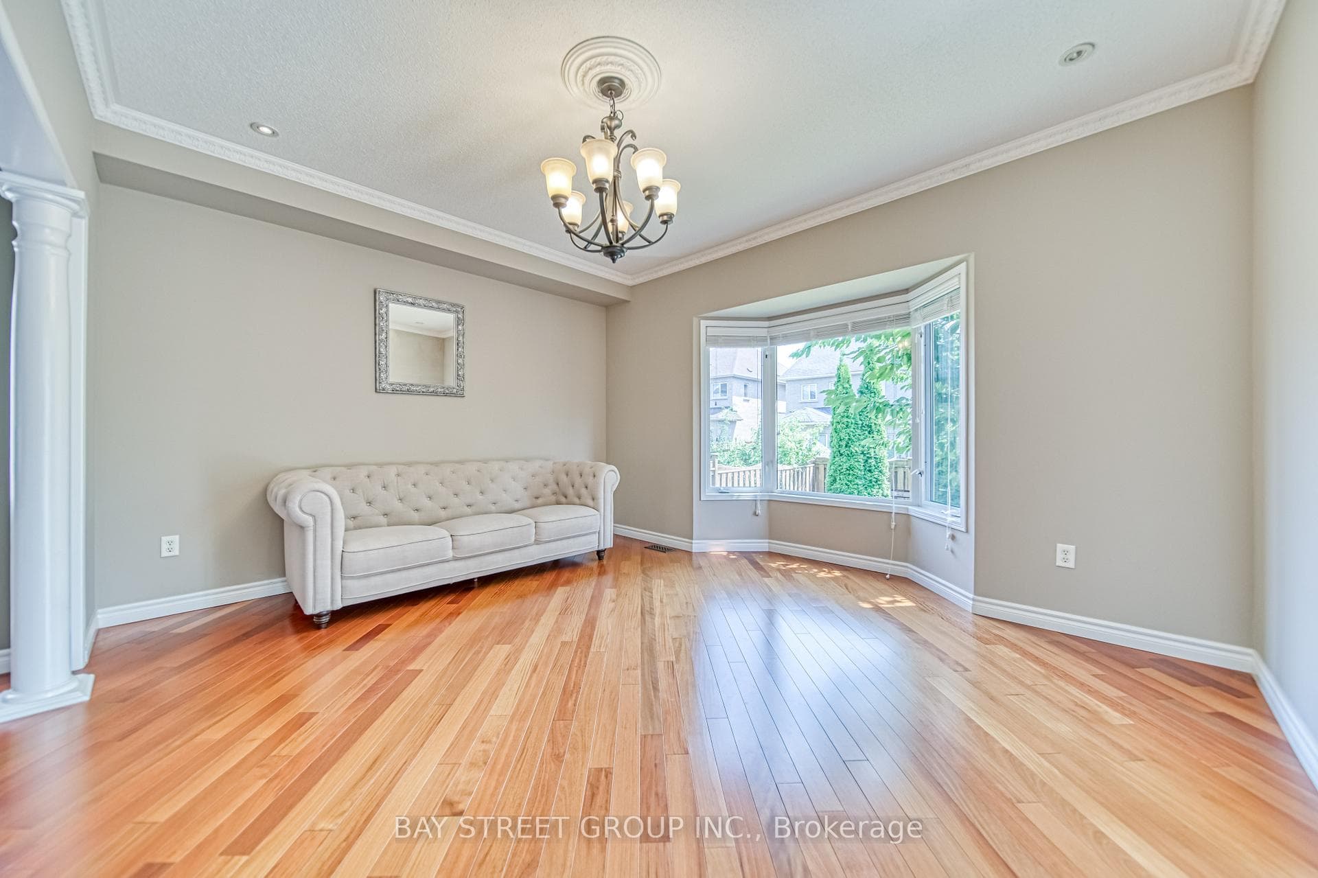 77 Weatherill Road photo 11