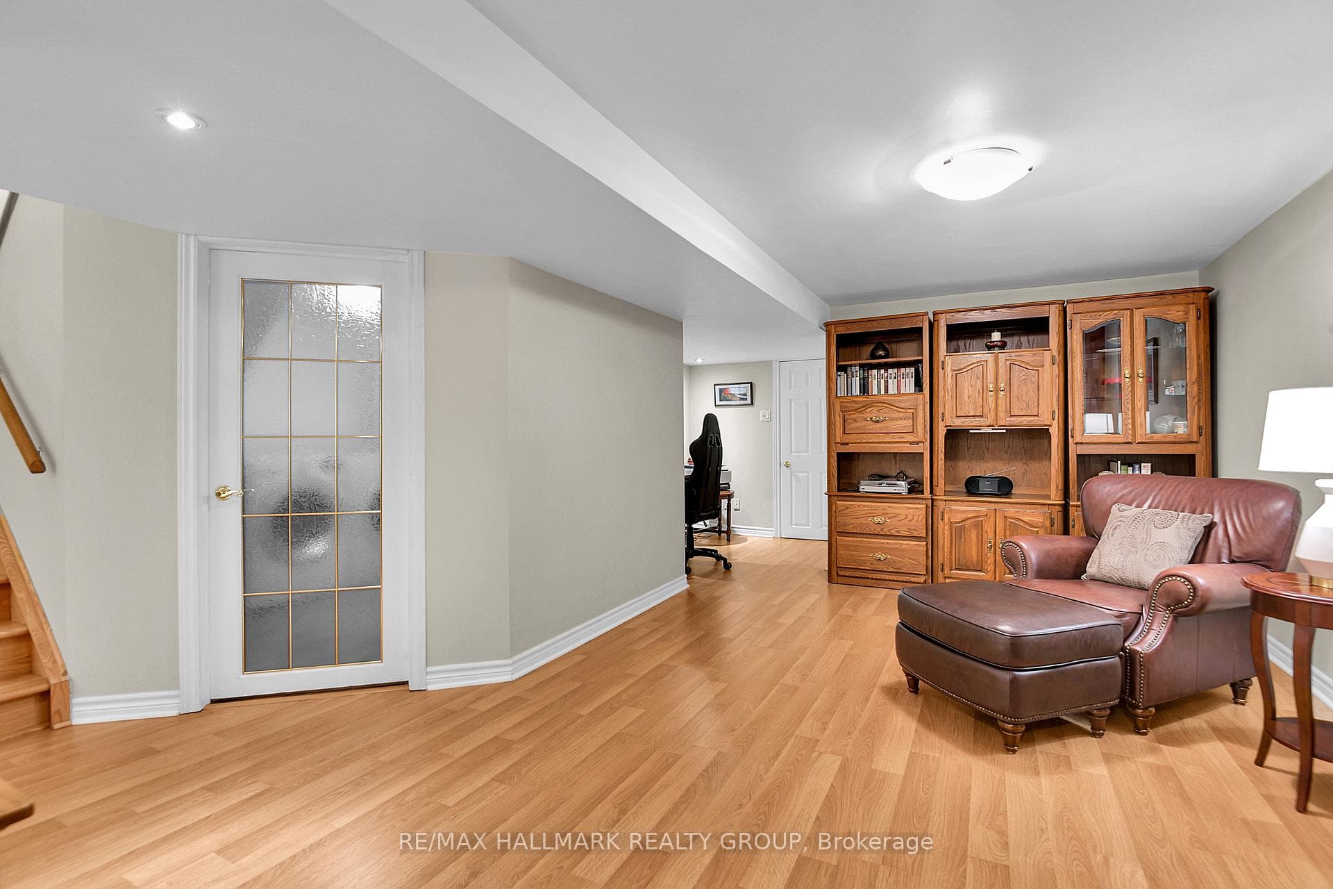 BASEMENT | view of laundry room & office nook