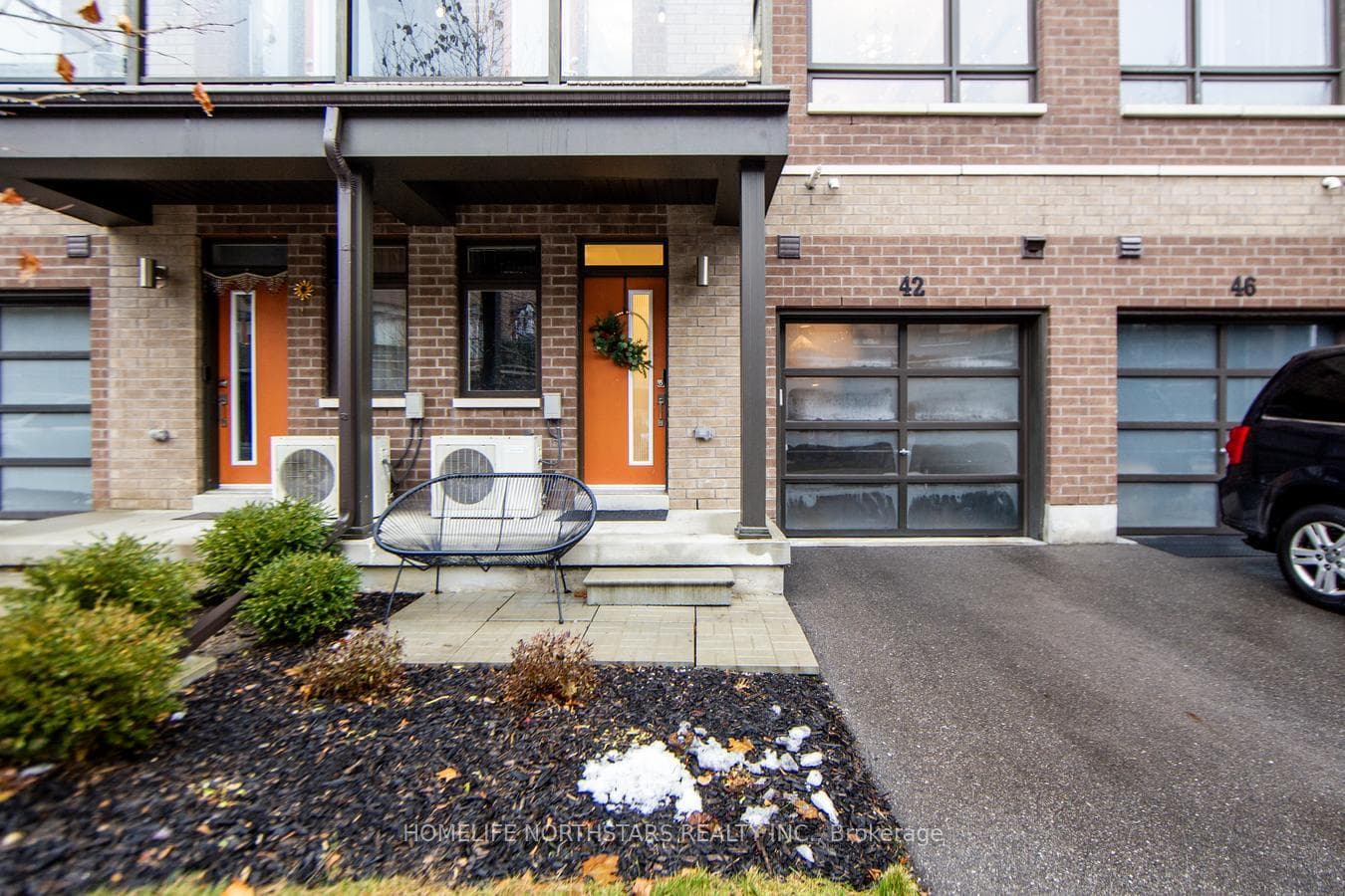 42 Engel Street photo 4