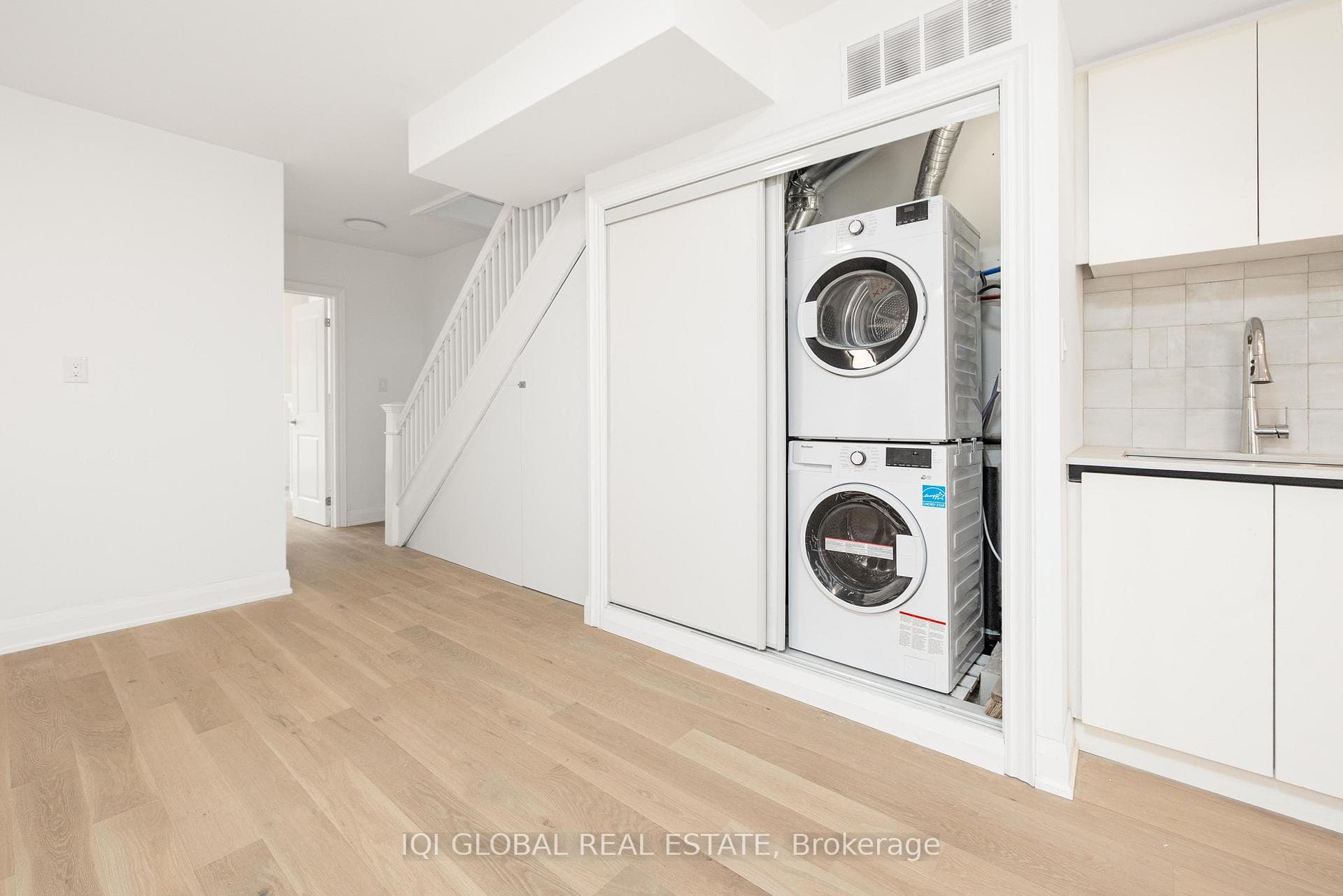 475 Ossington Avenue Unit UpperFloor photo 8