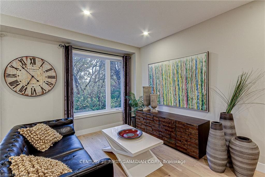 177 Edgevalley Road Unit 88 photo 6