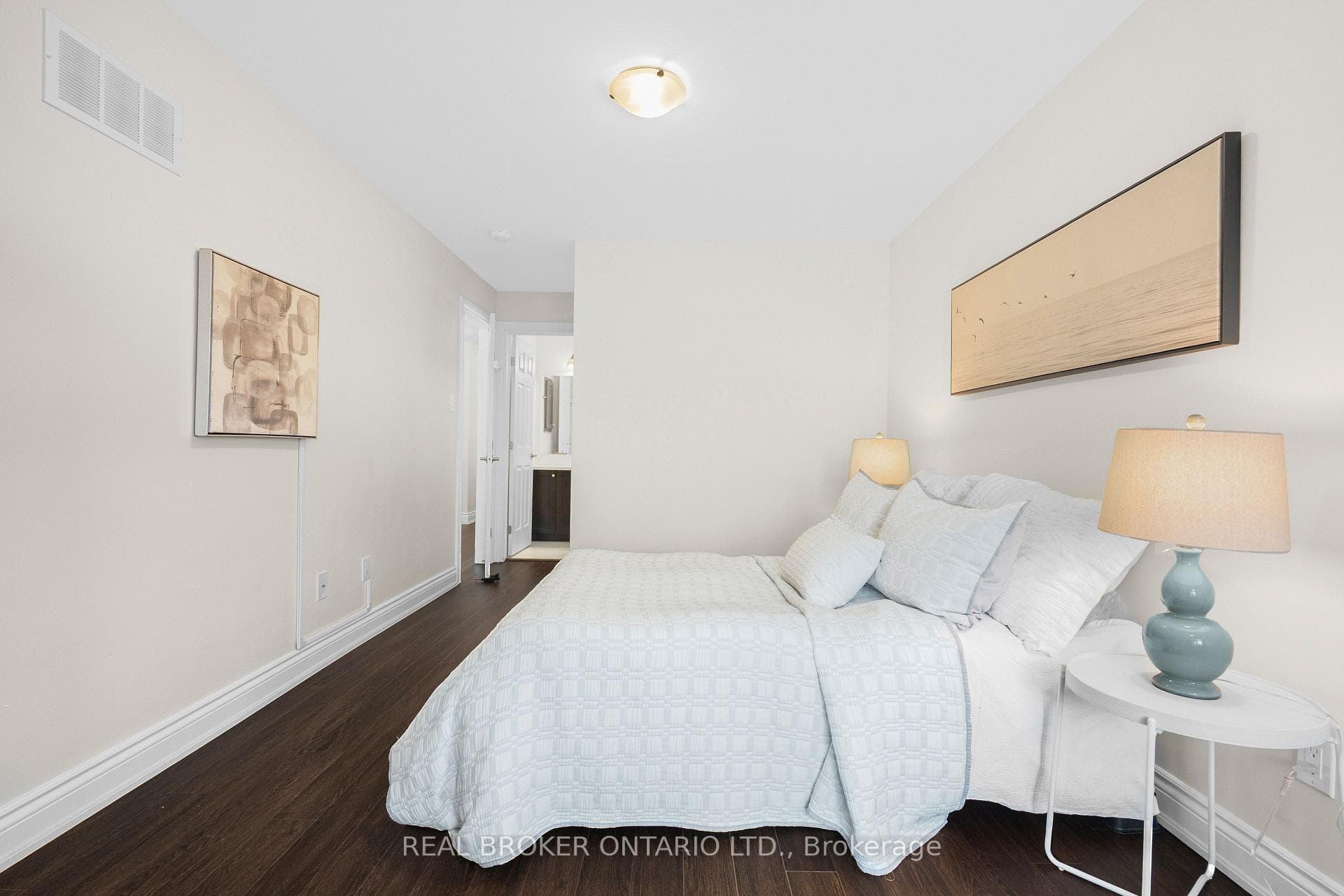 15 Peever Place photo 29