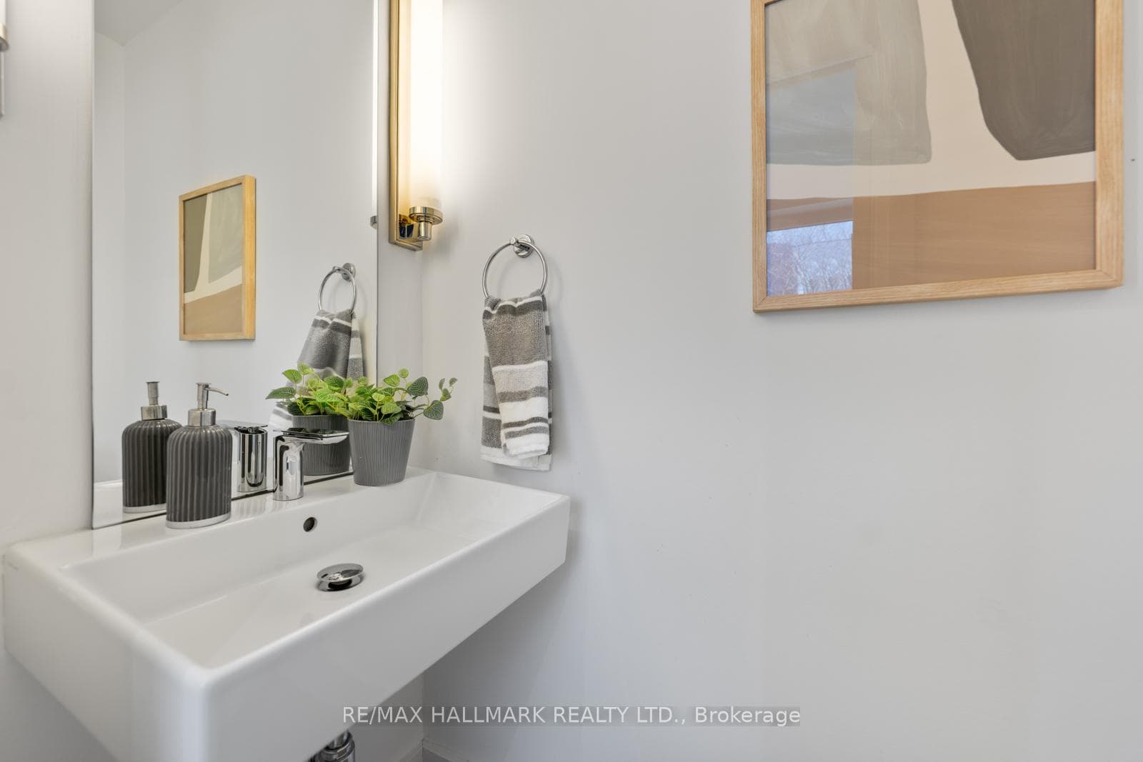 148 Cranbrooke Avenue photo 4