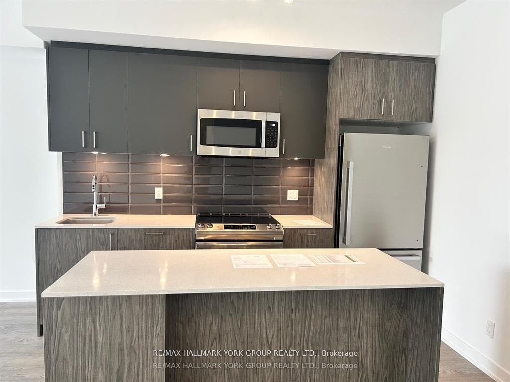 35 Birchcliff Avenue Unit 37 photo 4