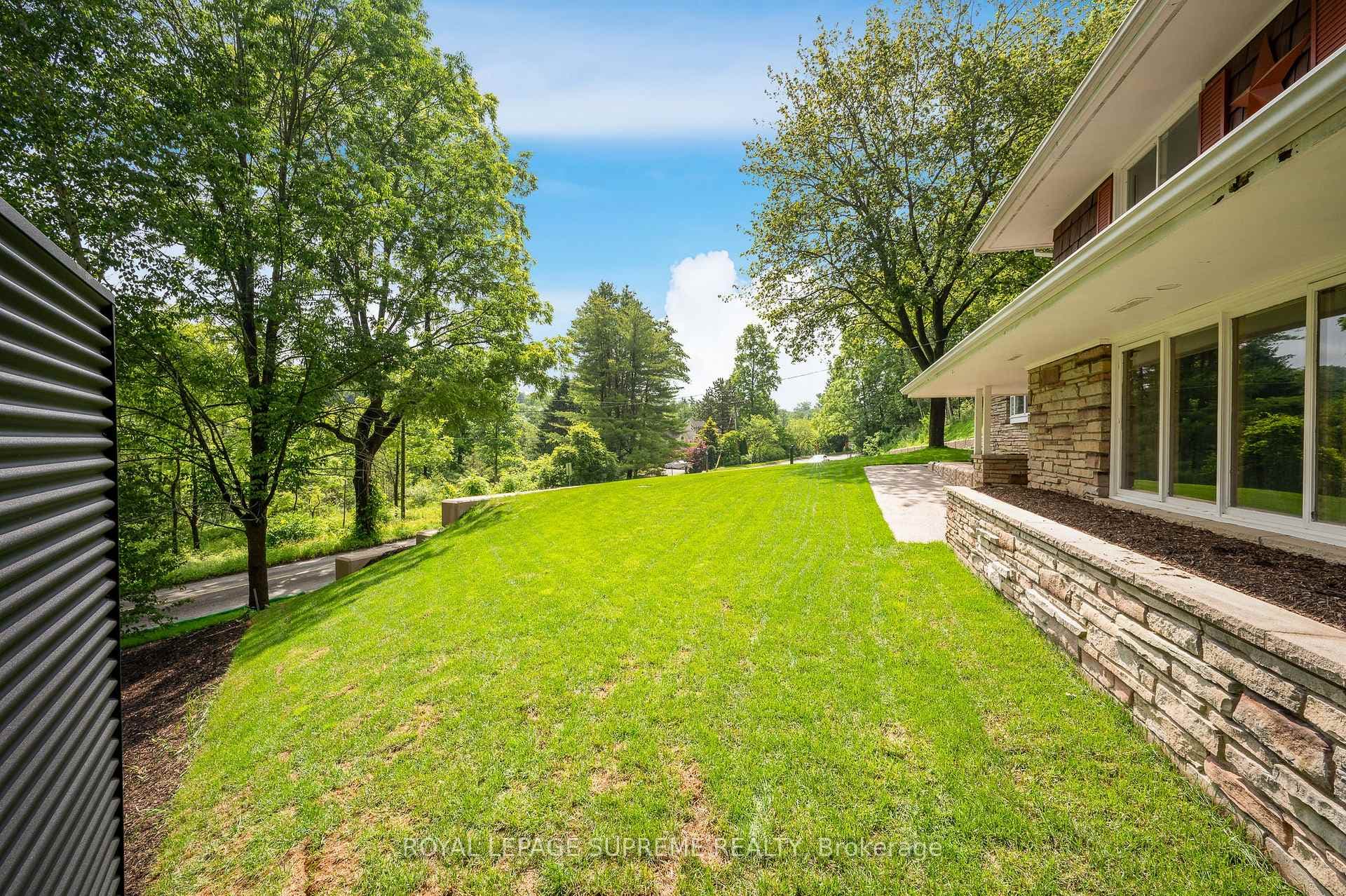 2035 Hollow Road photo 8