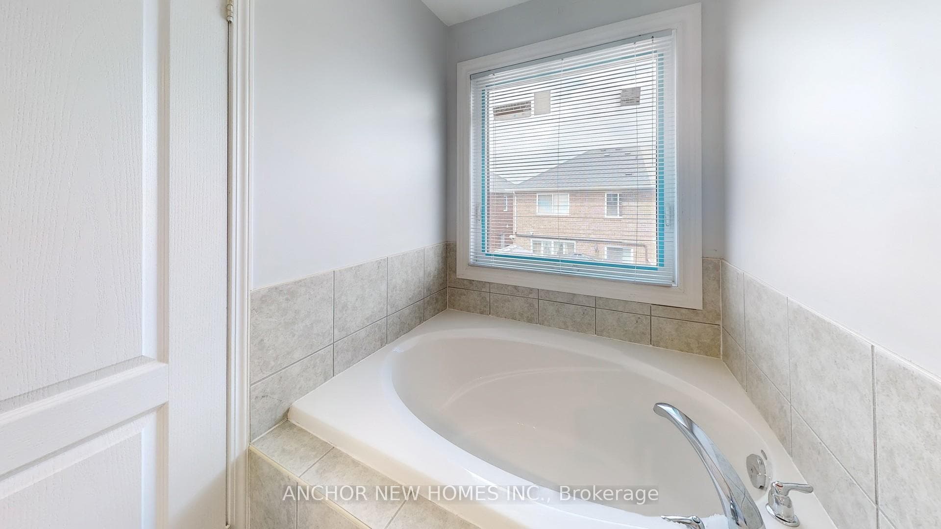 60 Coyote Crescent photo 21