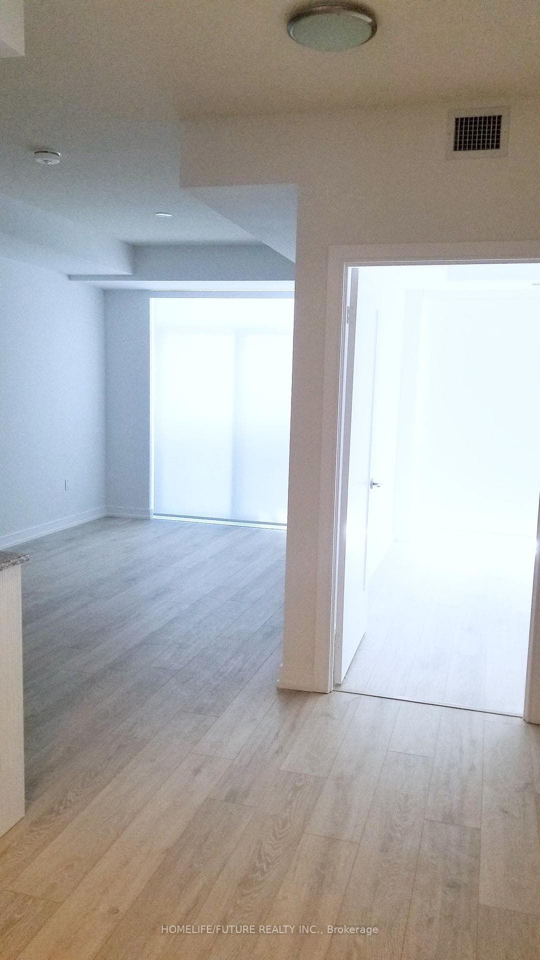 225 Village Green Square Unit 2805 photo 11