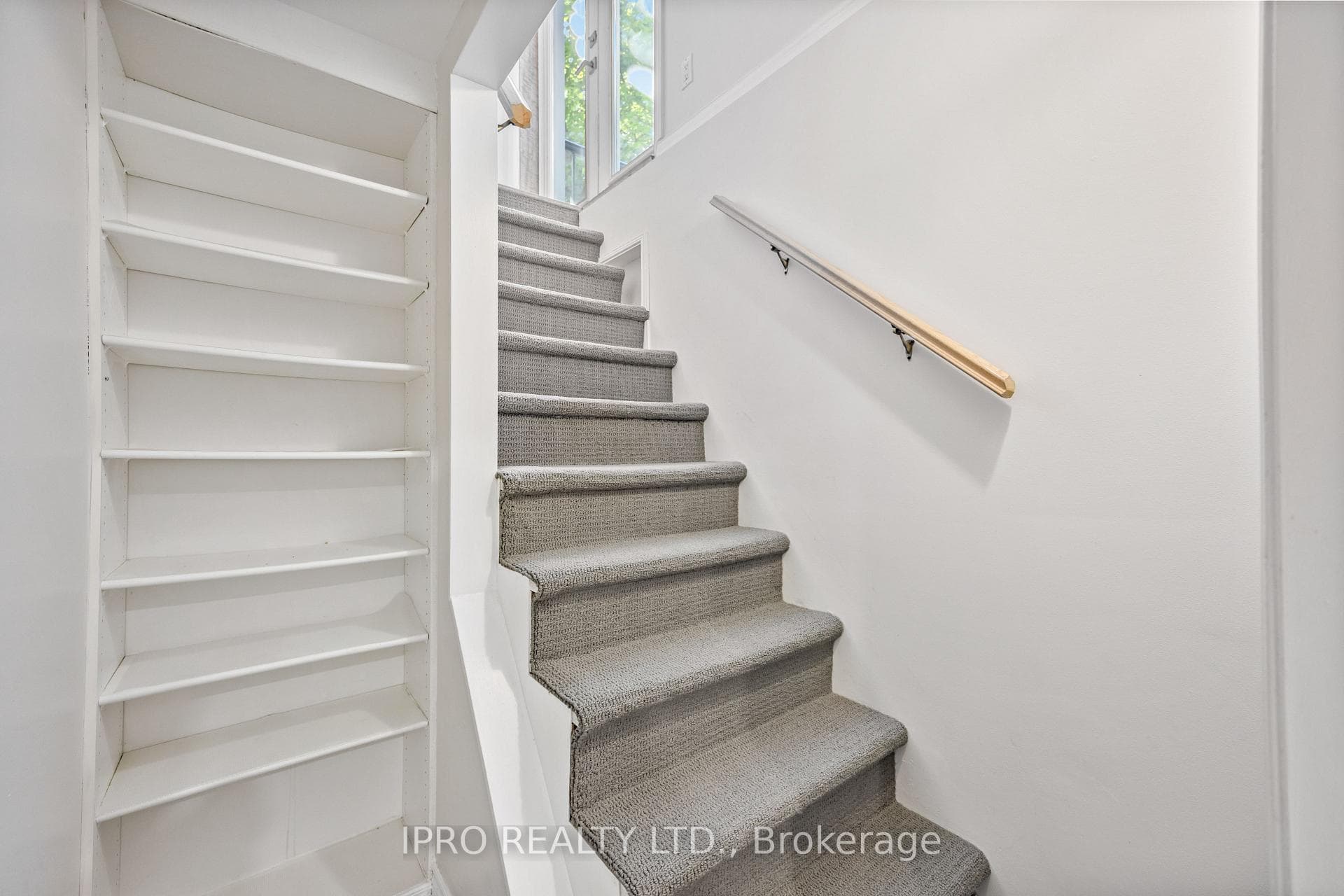 211 Glendora Avenue Unit BSMT photo 2