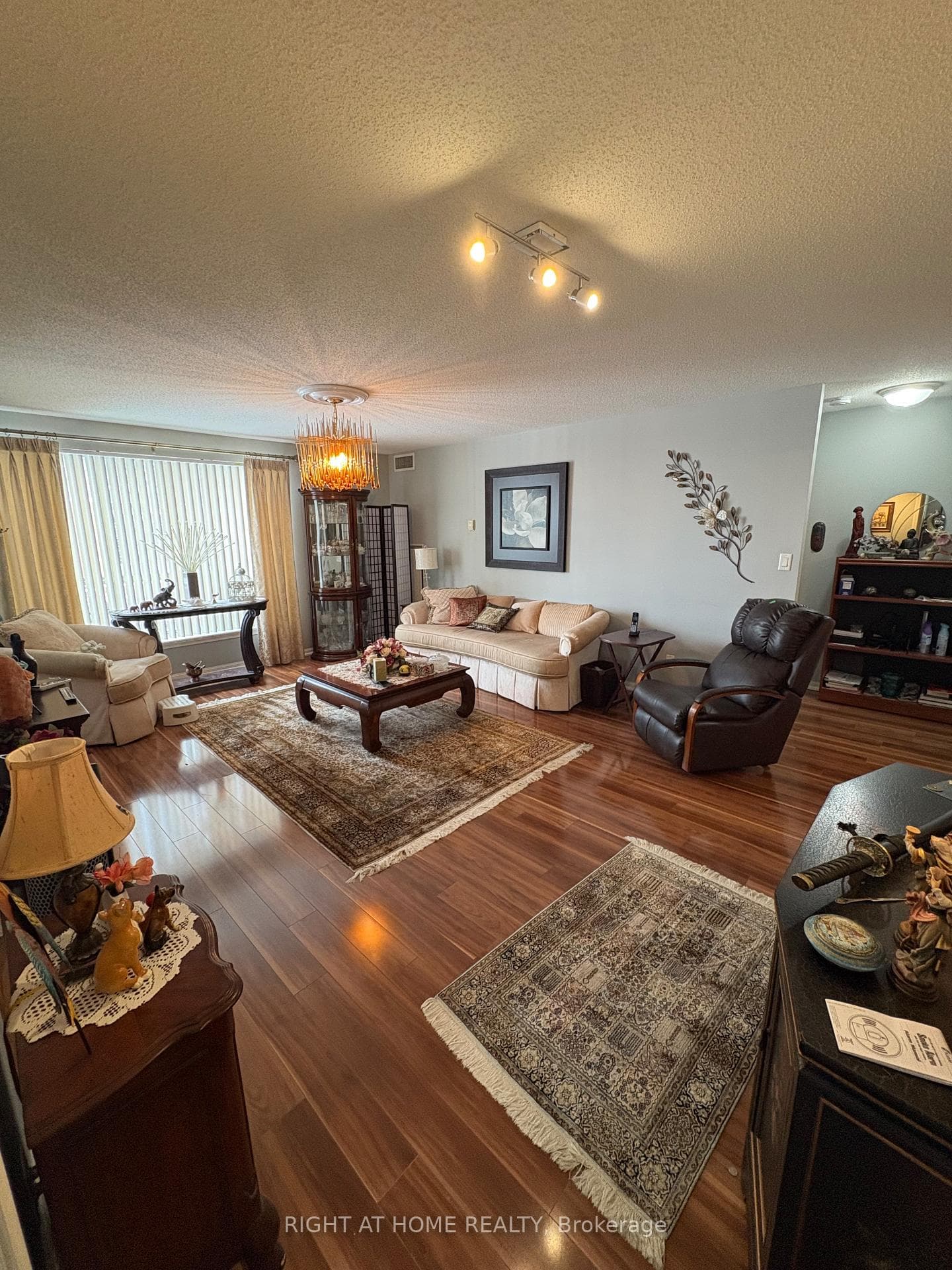90 DEAN Avenue Unit 106 photo 35