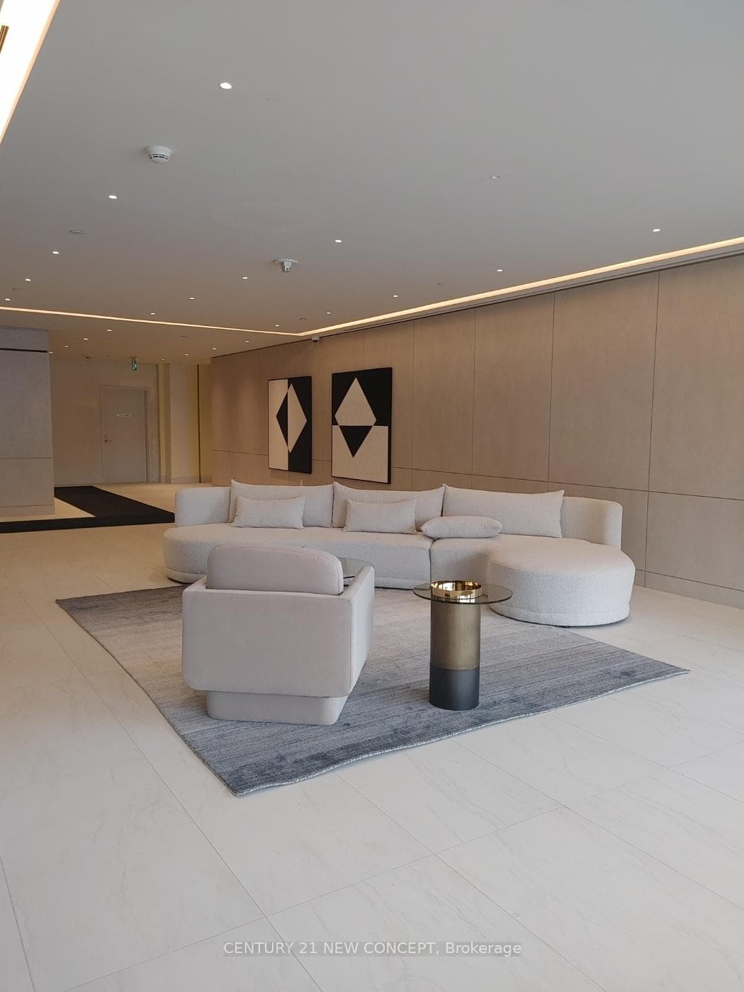 50 Upper Mall Way Unit 2506 photo 8