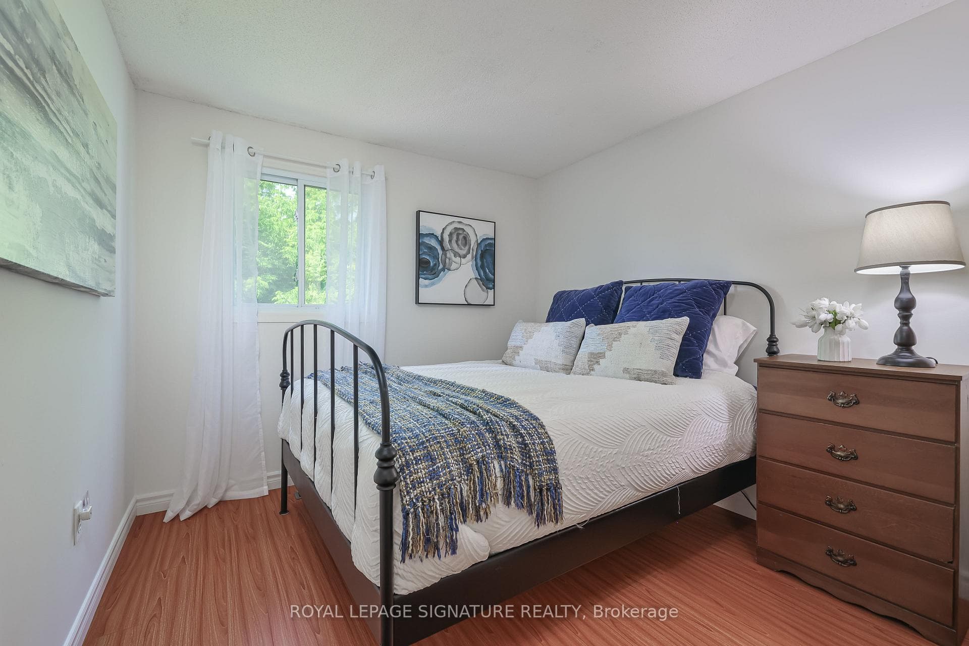 Bright 3rd bedroom