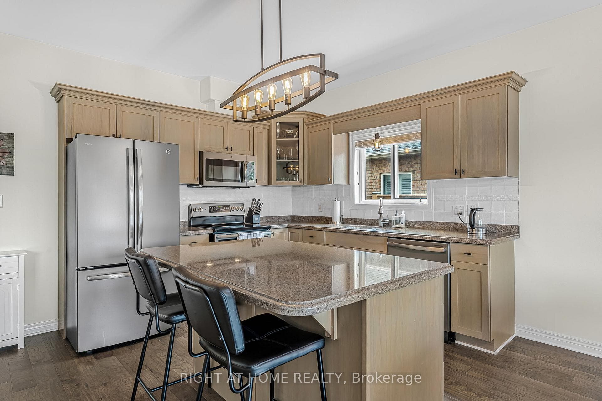 80 Loretta Drive photo 15