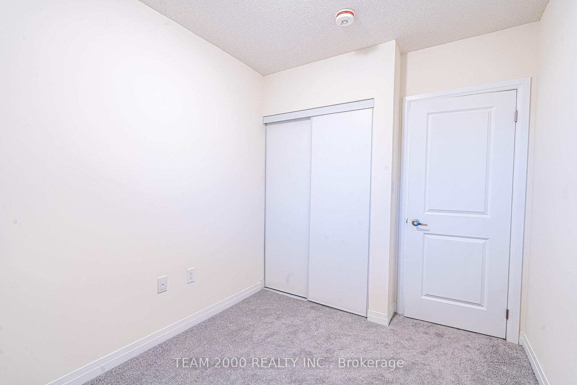 145 Tapscott Road Unit 17 photo 12
