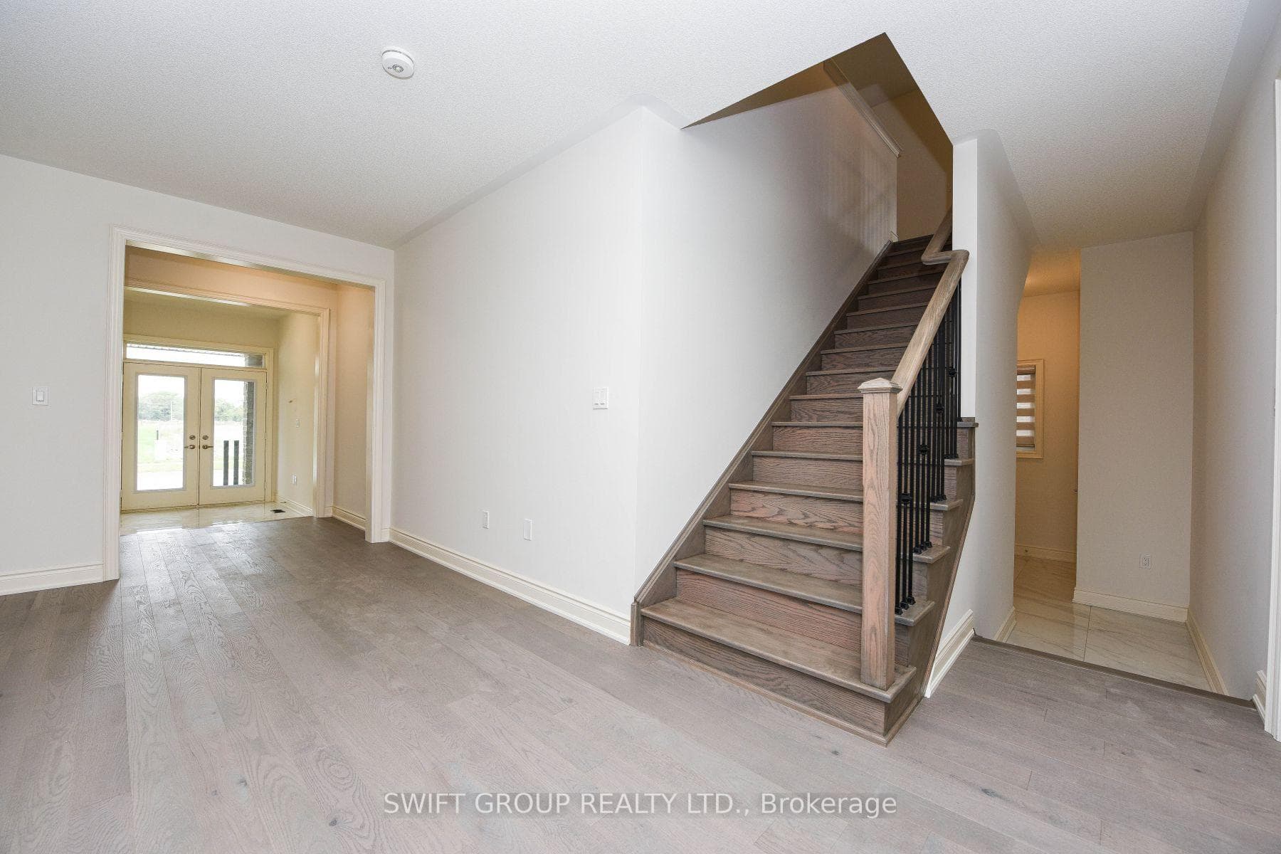 484 Skinner Road photo 9