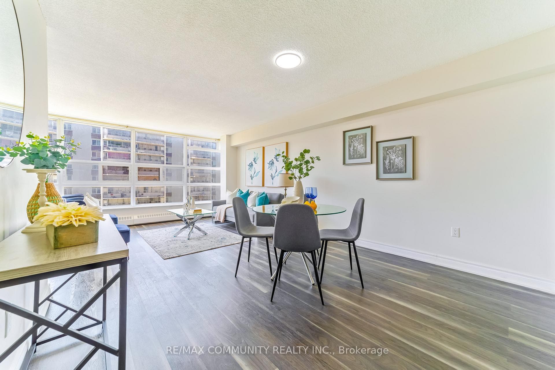 3380 Eglinton Avenue Unit 511 photo 10