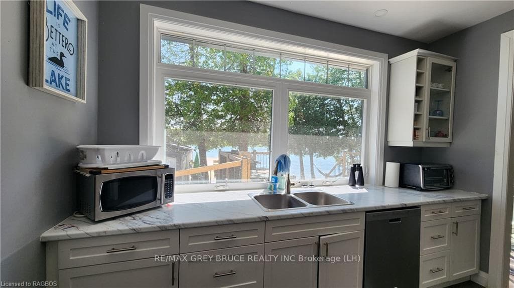 75 PARKER ISLAND Road photo 8