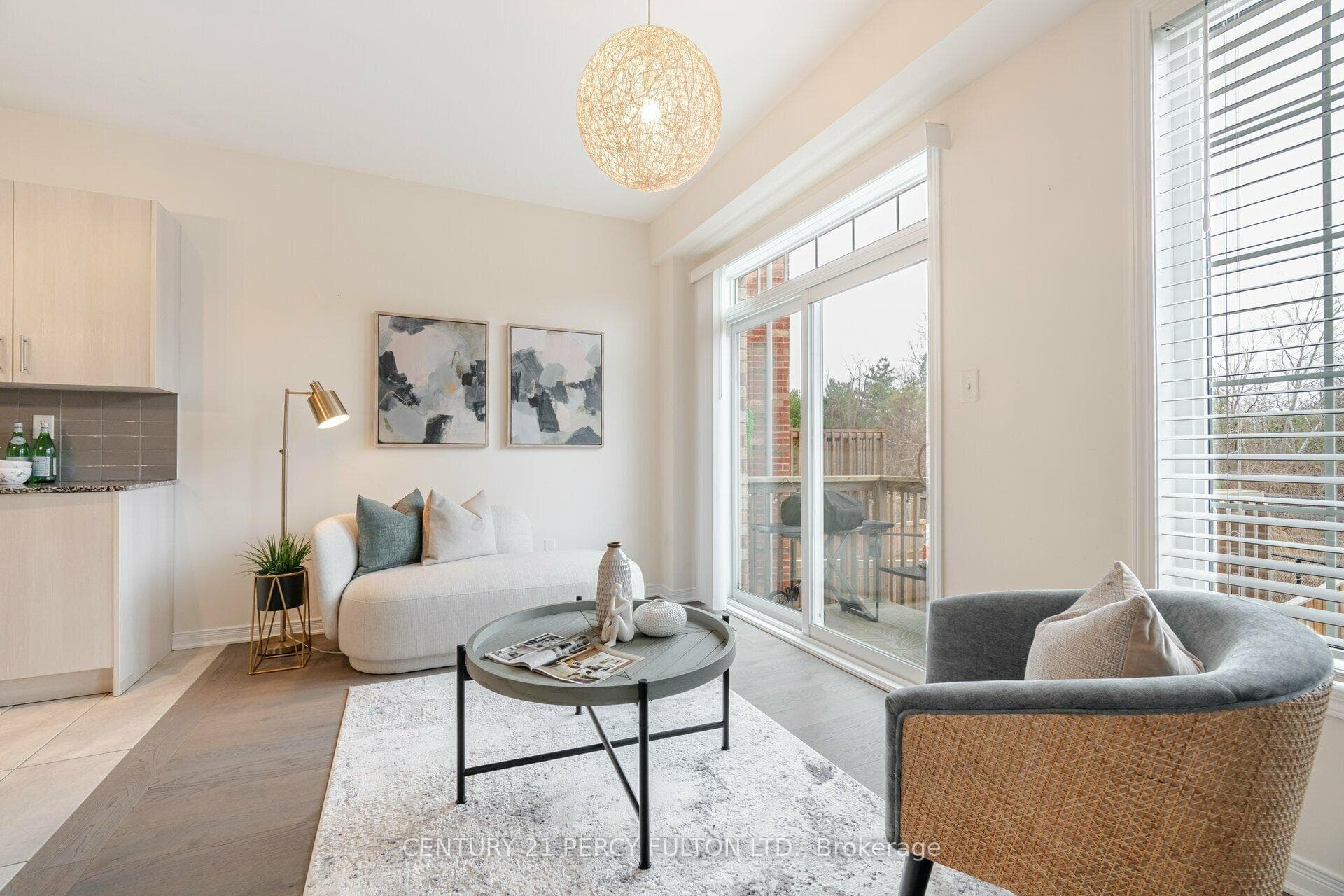 21 Graywardine Lane photo 13