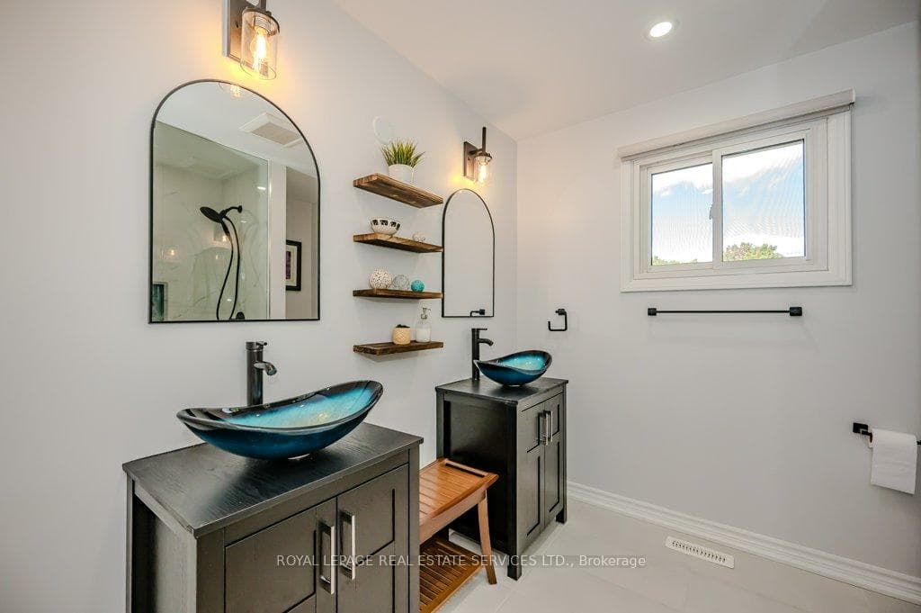 Stylish Four-Piece Bathroom with Double Sinks