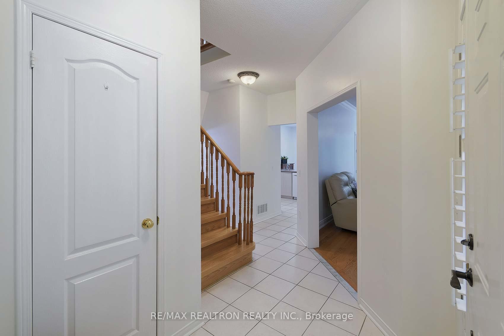 86 Ballymore Drive photo 7