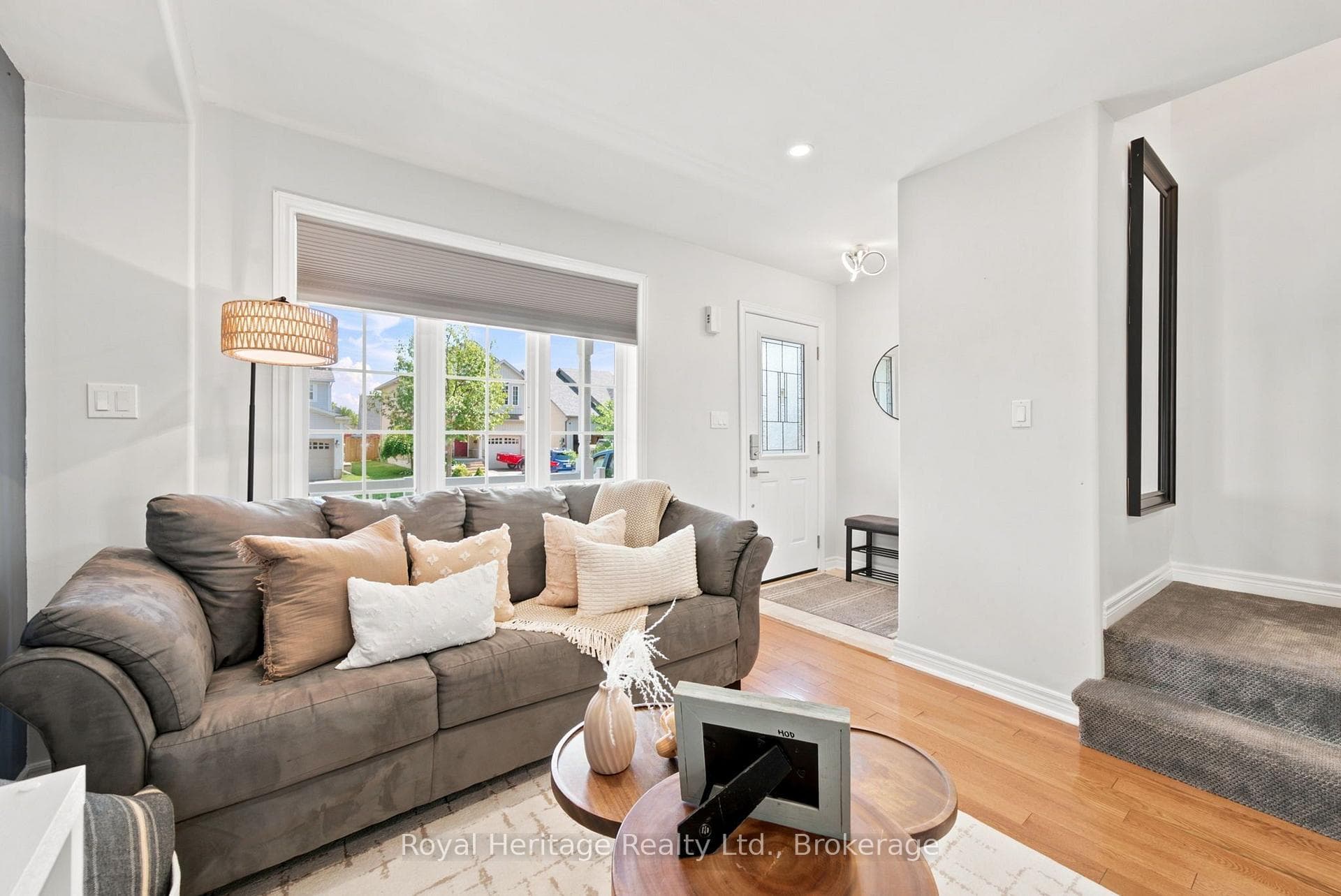20 Fallingbrook Crescent photo 9