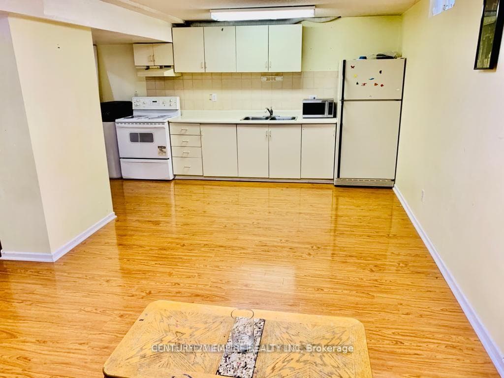 87 Sandmere Avenue photo 39