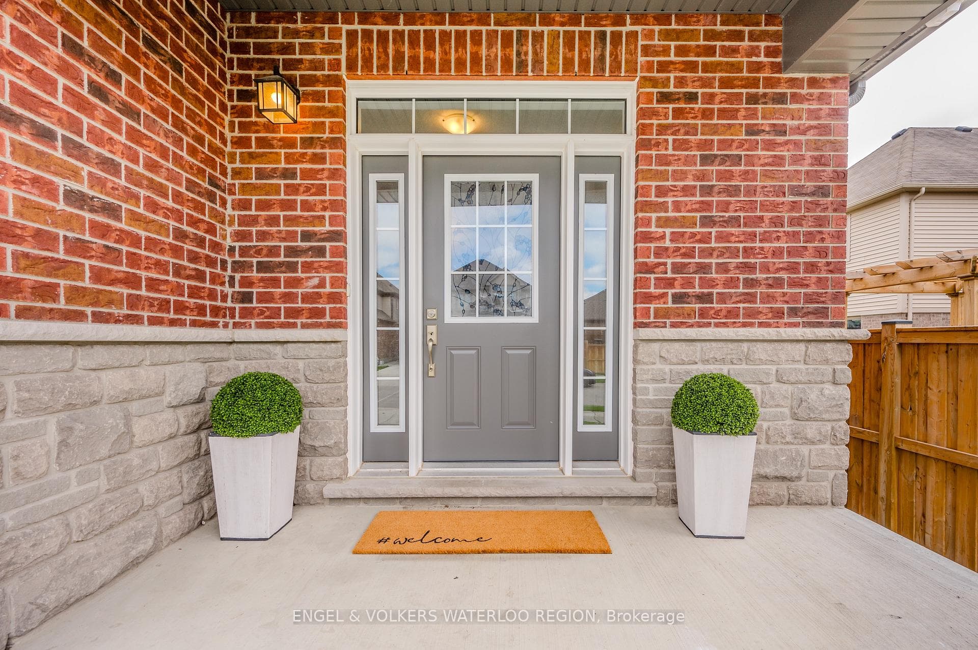 6 Greyhawk Street photo 5