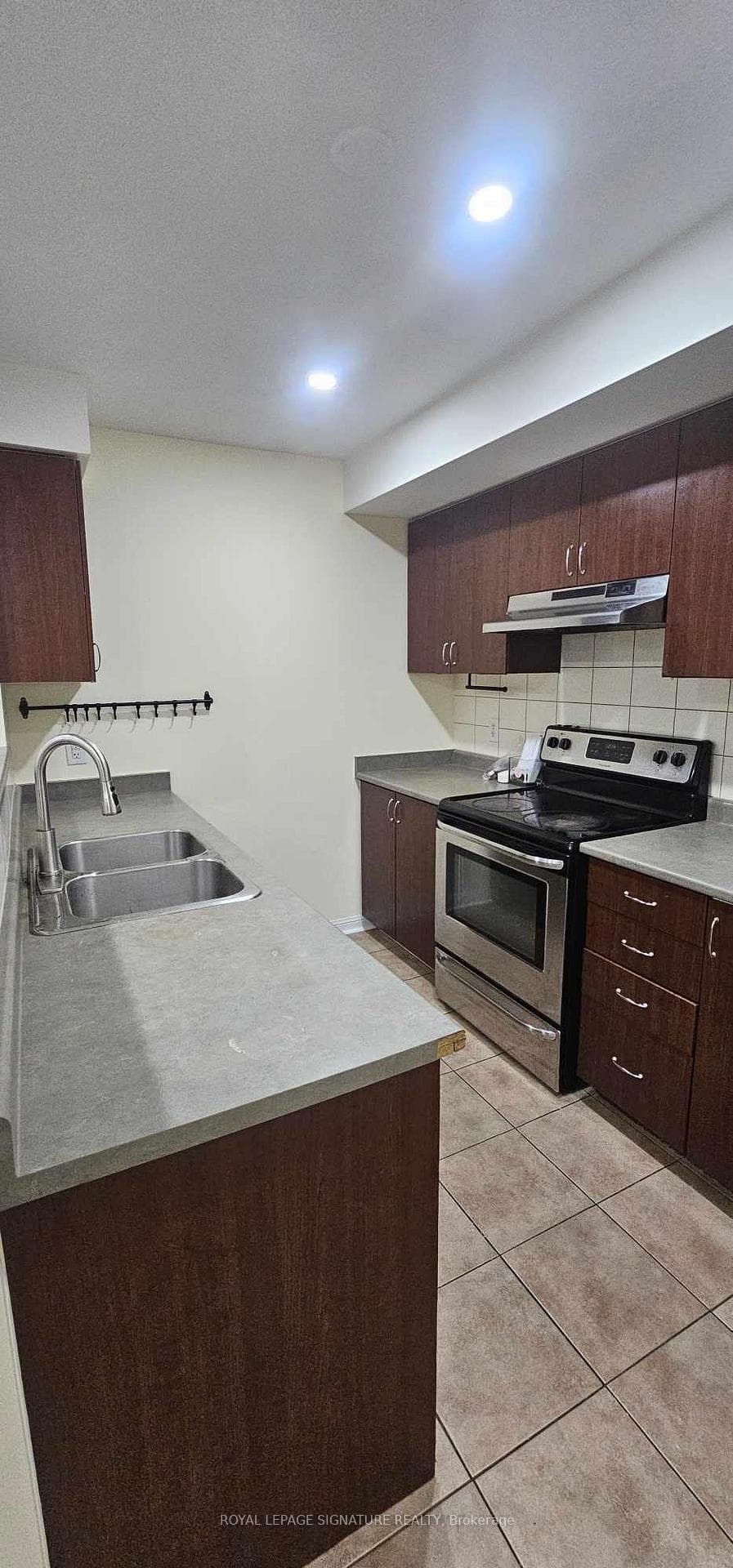2891 RIO Court Unit 104 photo 4