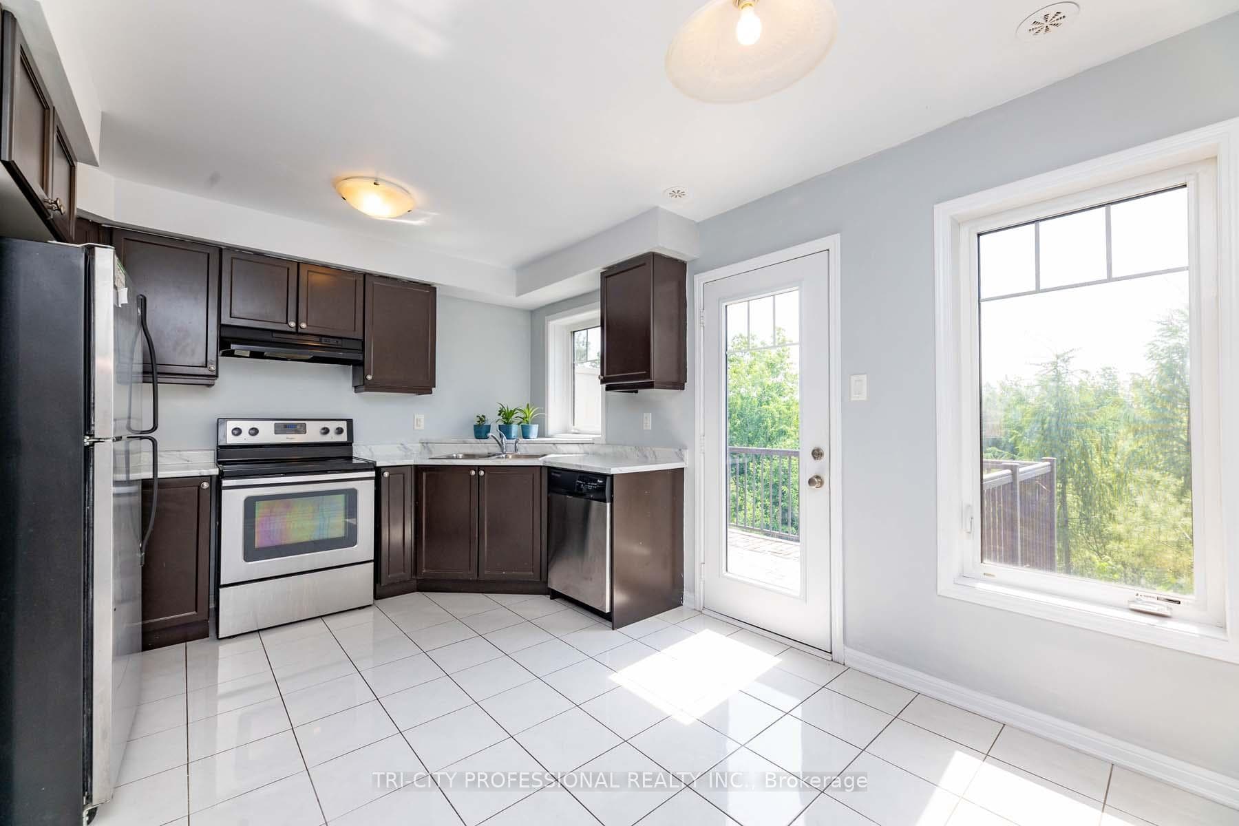6020 Derry Road Unit 65 photo 17