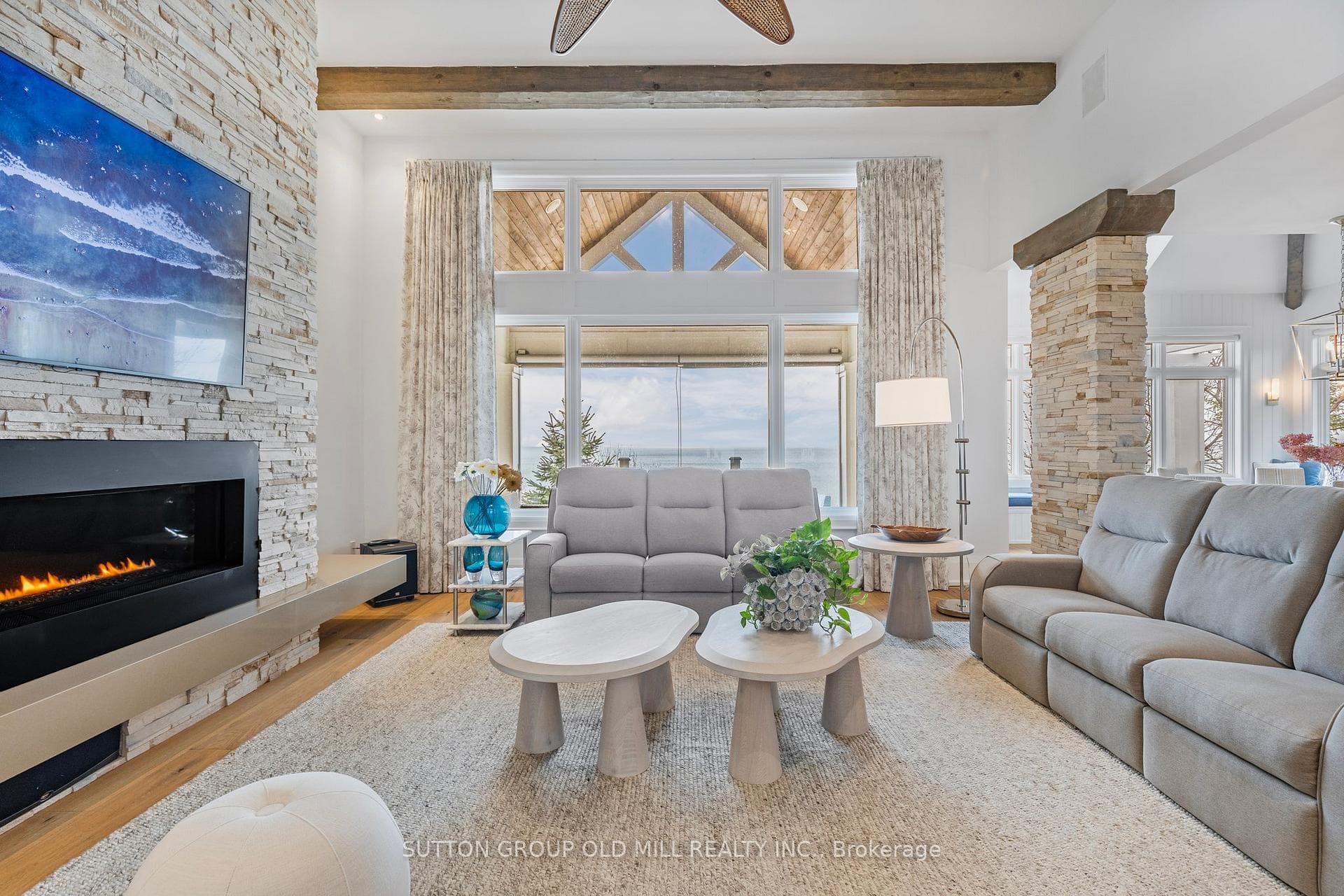 110 Tiny Beaches Road photo 3