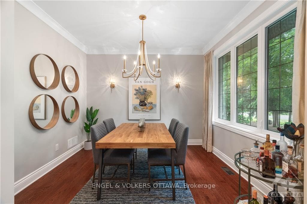 412 WINDY Lane photo 4