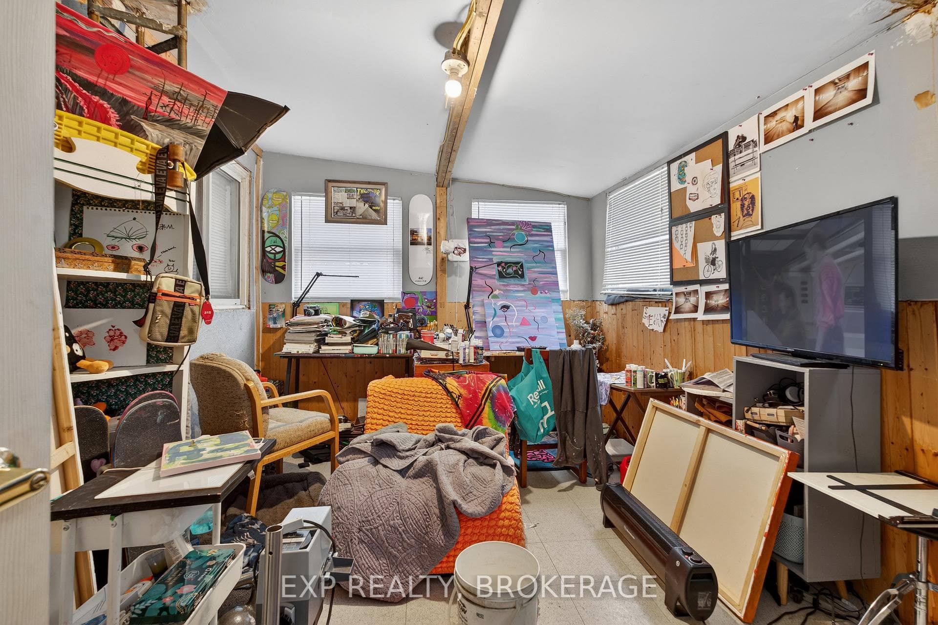 2295 SYDENHAM Road photo 23