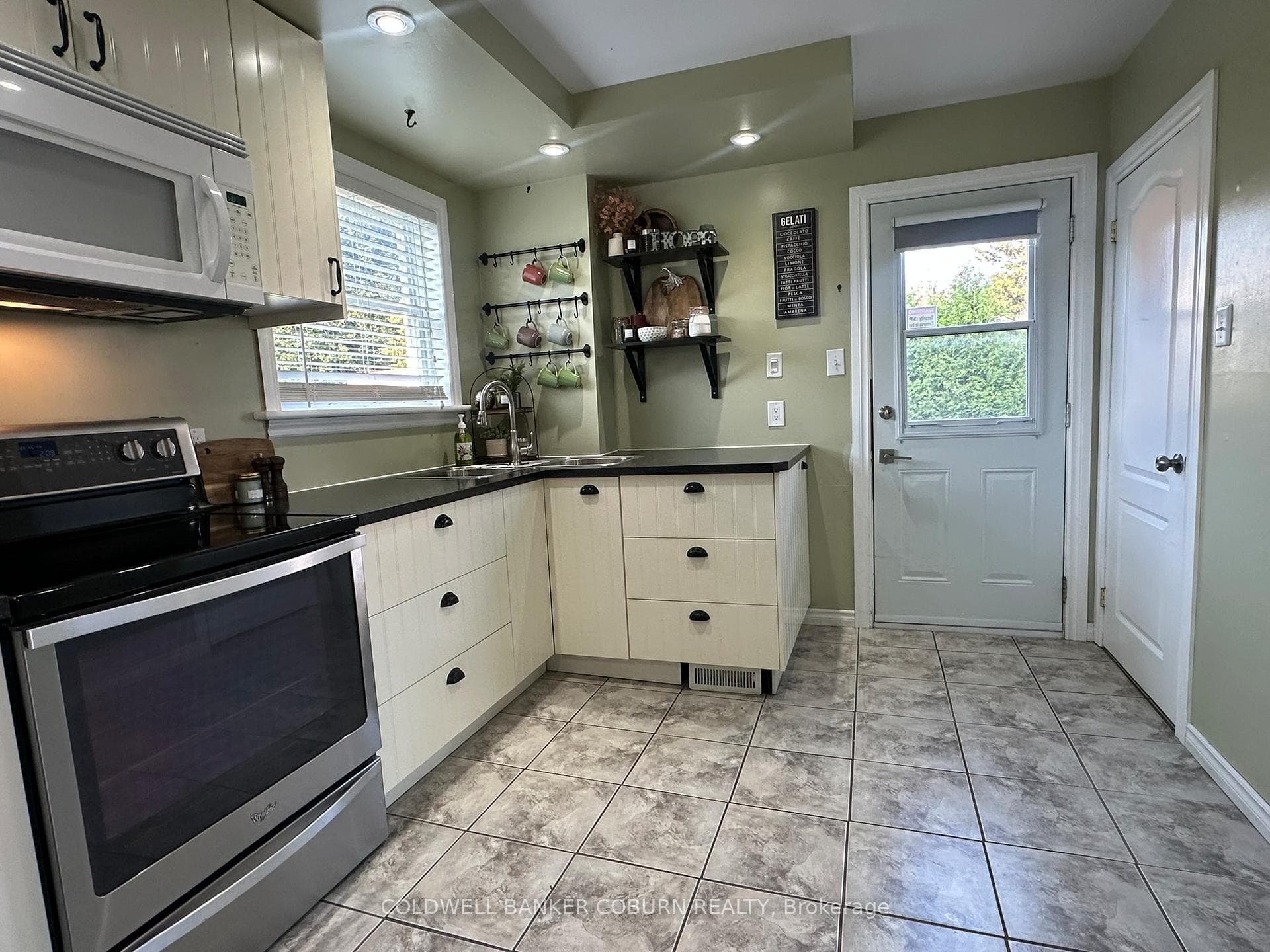 Unit 25 Kitchen