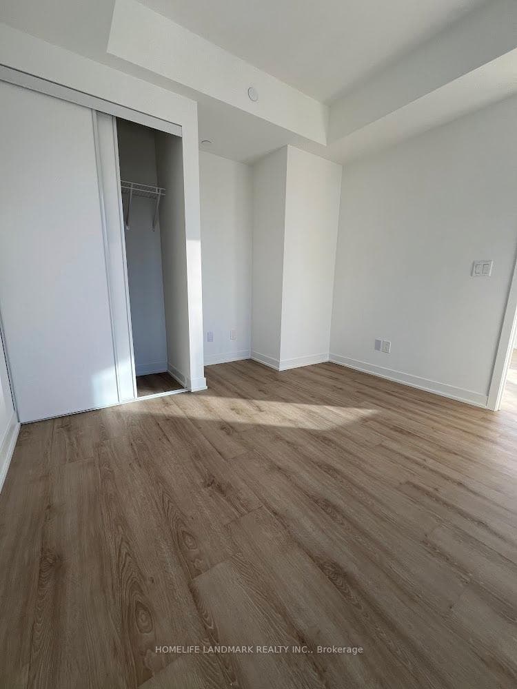 319 Jarvis Street Unit 802 photo 13